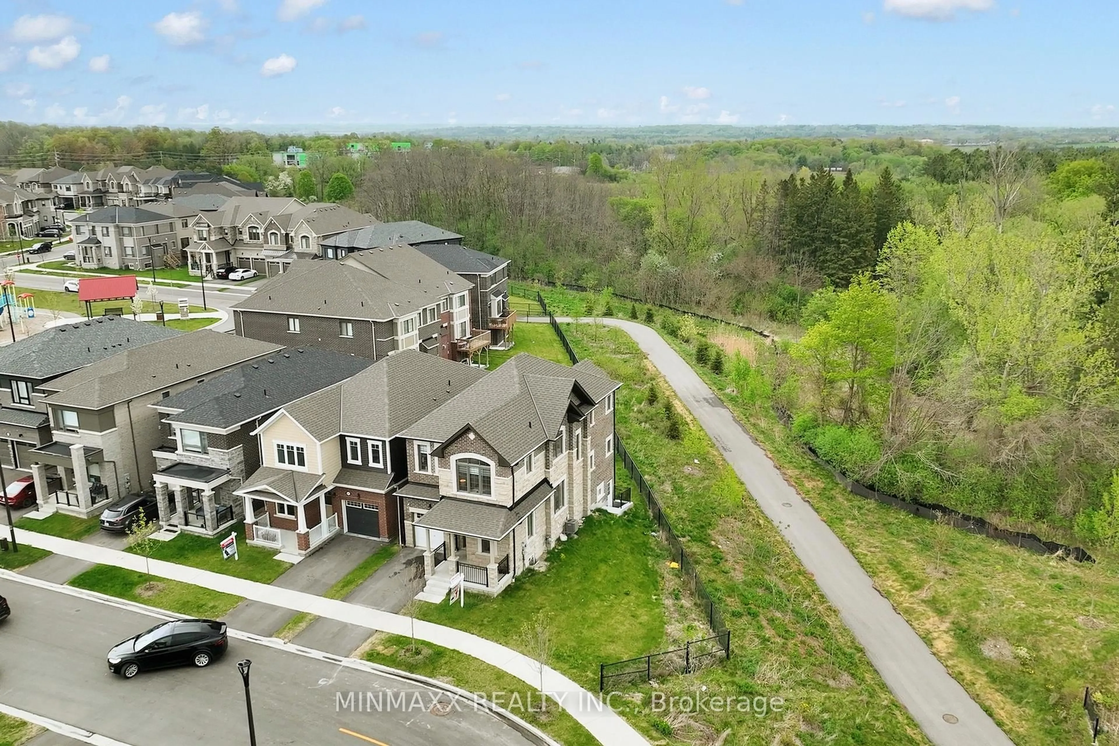A pic from outside/outdoor area/front of a property/back of a property/a pic from drone, mountain view for 3050 Hollyberry Tr, Pickering Ontario L1X 0N5