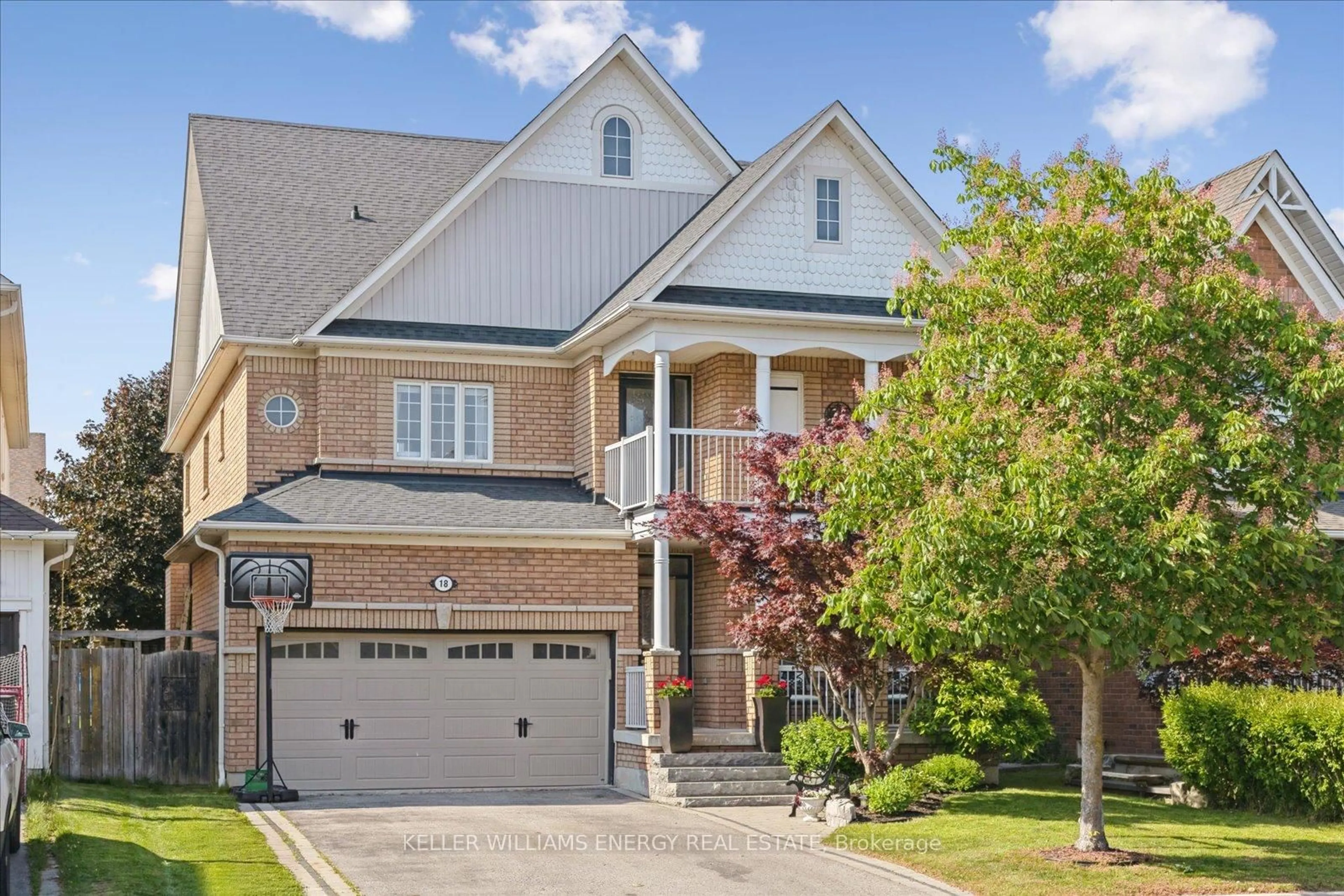 Home with brick exterior material, street for 18 Helston Cres, Whitby Ontario L1M 2K3