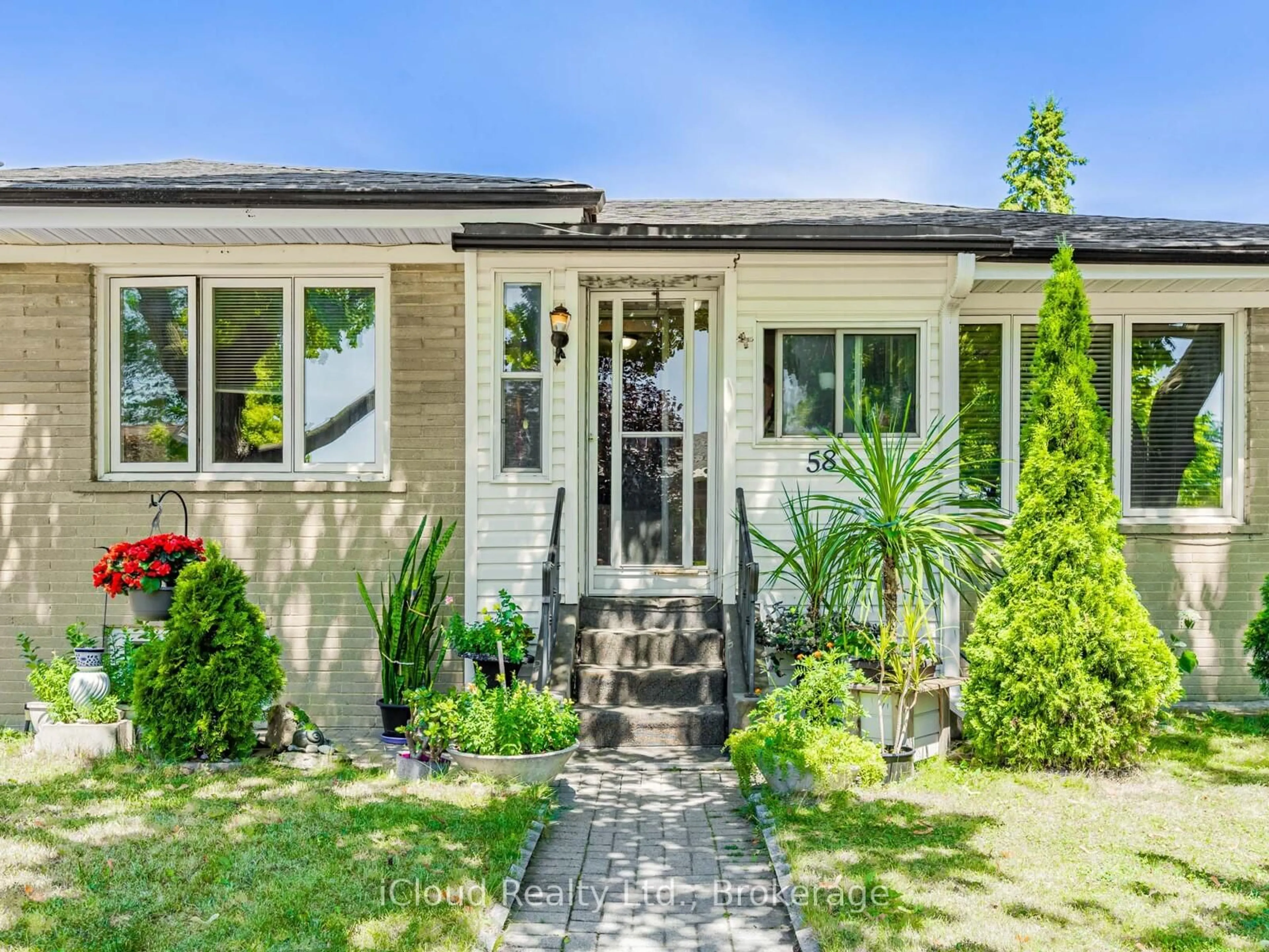 Home with vinyl exterior material, street for 58 Janet Blvd, Toronto Ontario M1R 1H6