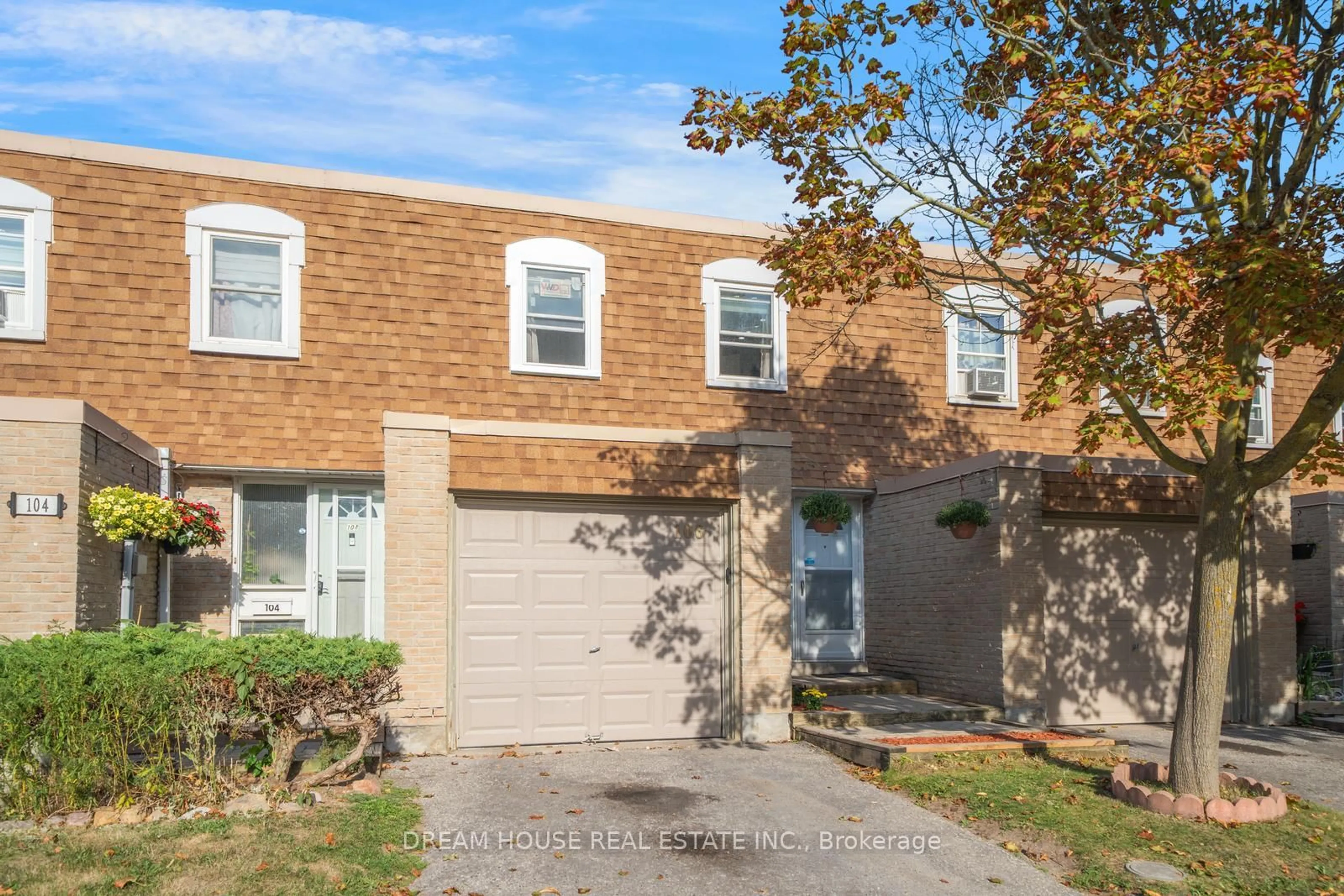 Home with brick exterior material, street for 850 Huntingwood Dr #106, Toronto Ontario M1T 2L9