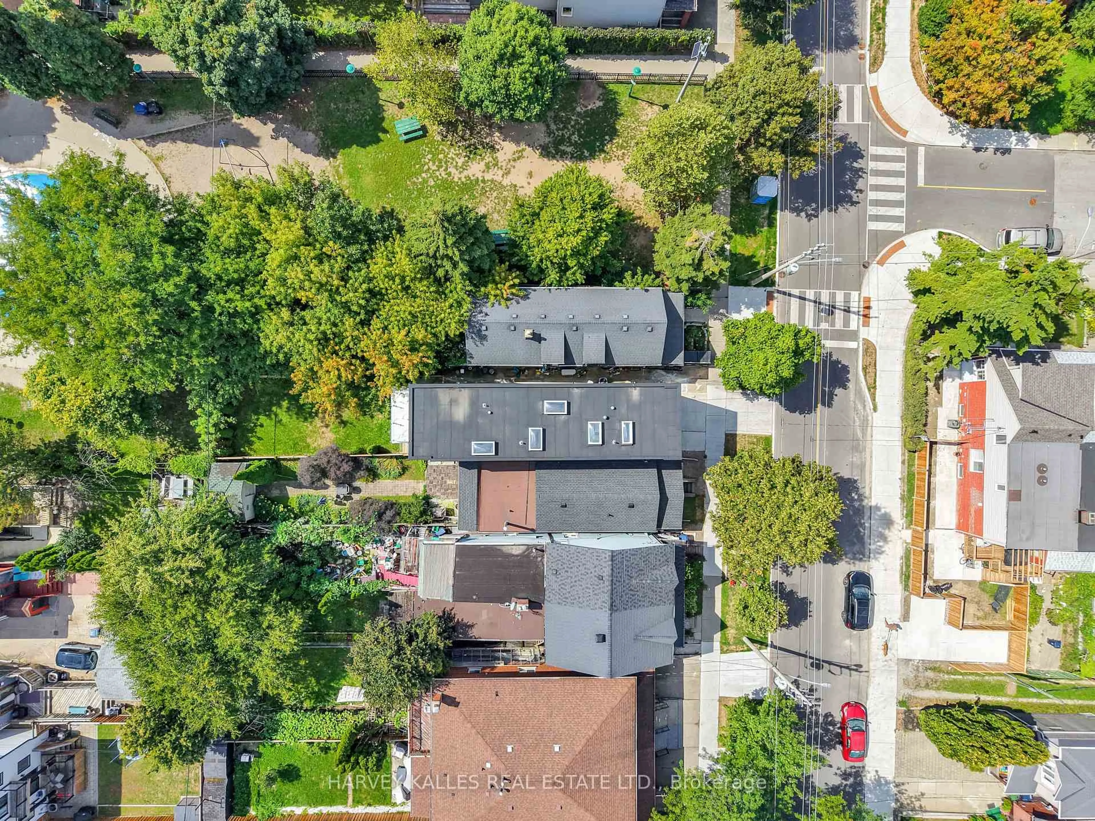 A pic from outside/outdoor area/front of a property/back of a property/a pic from drone, city buildings view from balcony for 167 Sammon Ave, Toronto Ontario M4J 1Z1