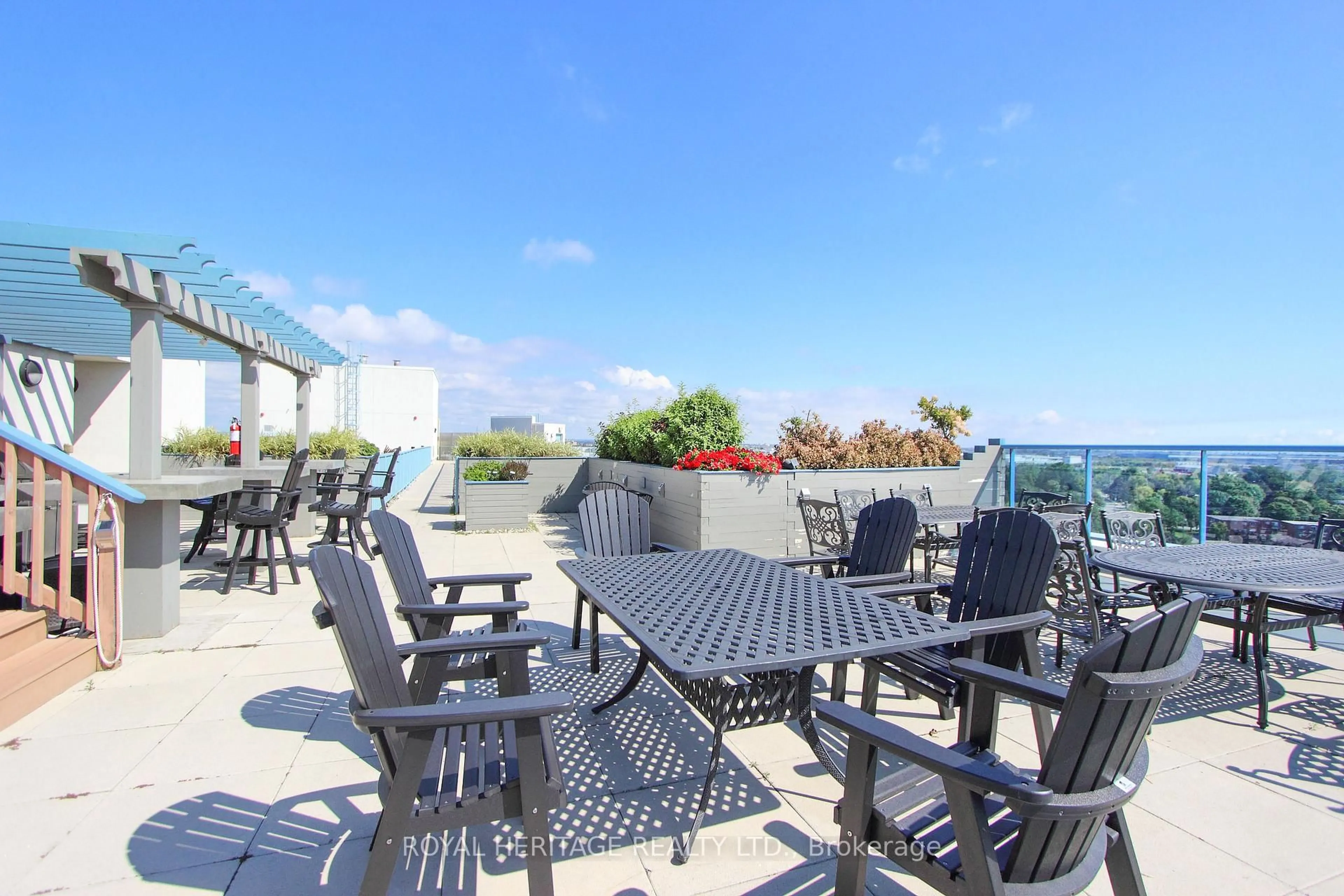 Patio, water/lake/river/ocean view for 340 Watson St St #1209, Whitby Ontario L1N 9G1