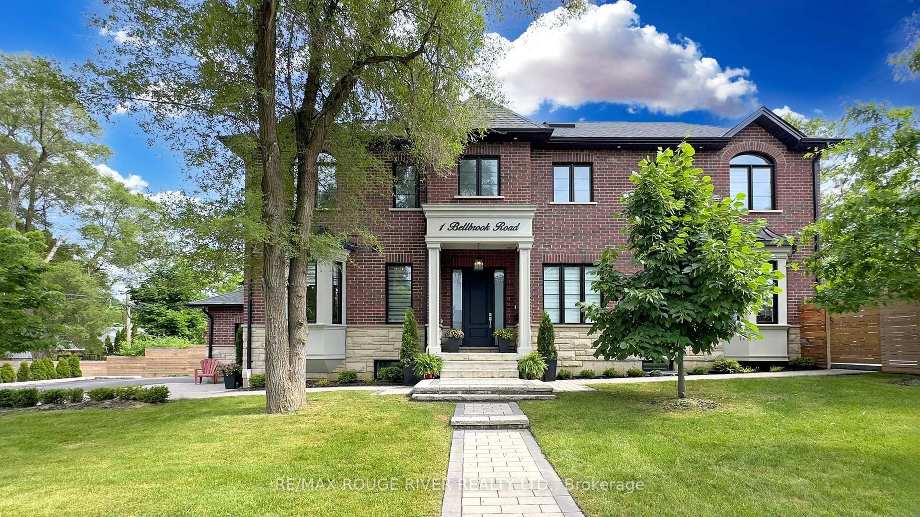 Home with brick exterior material, street for 1 Bellbrook Rd, Toronto Ontario M1S 1J8