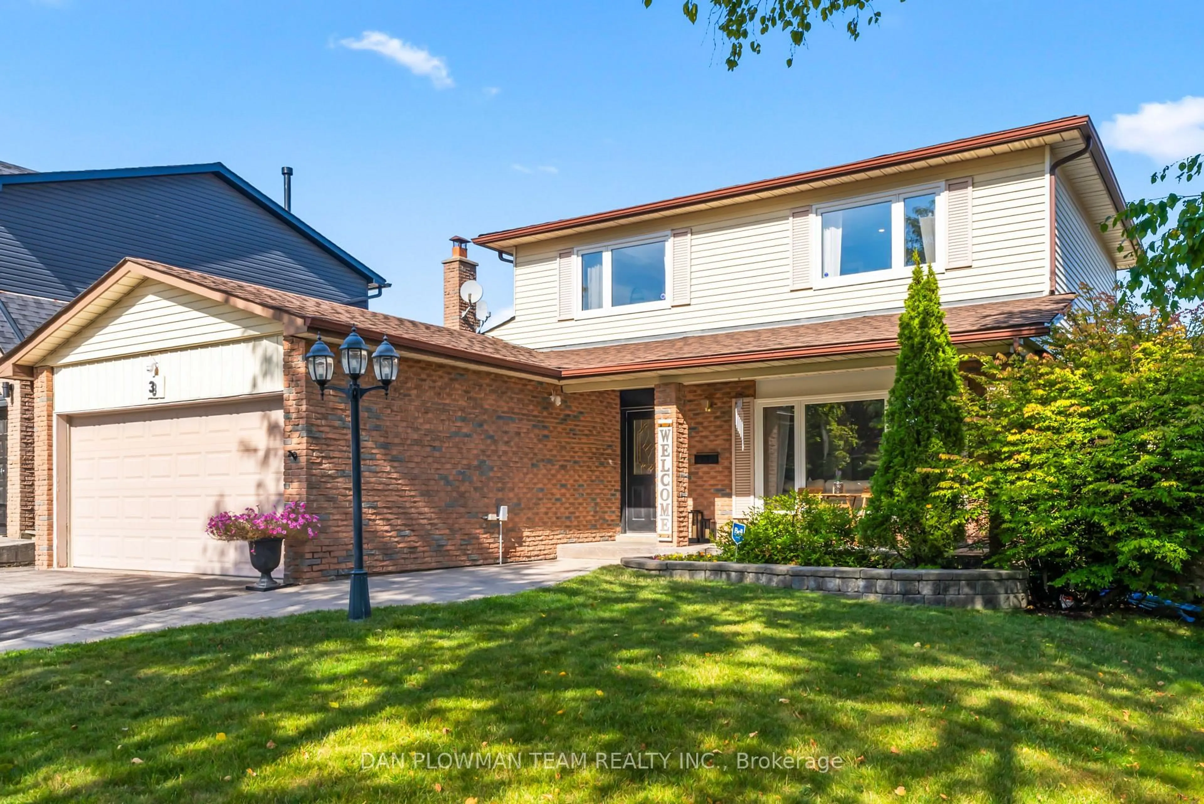 Home with brick exterior material, street for 3 Hawkstone Cres, Whitby Ontario L1N 6N2