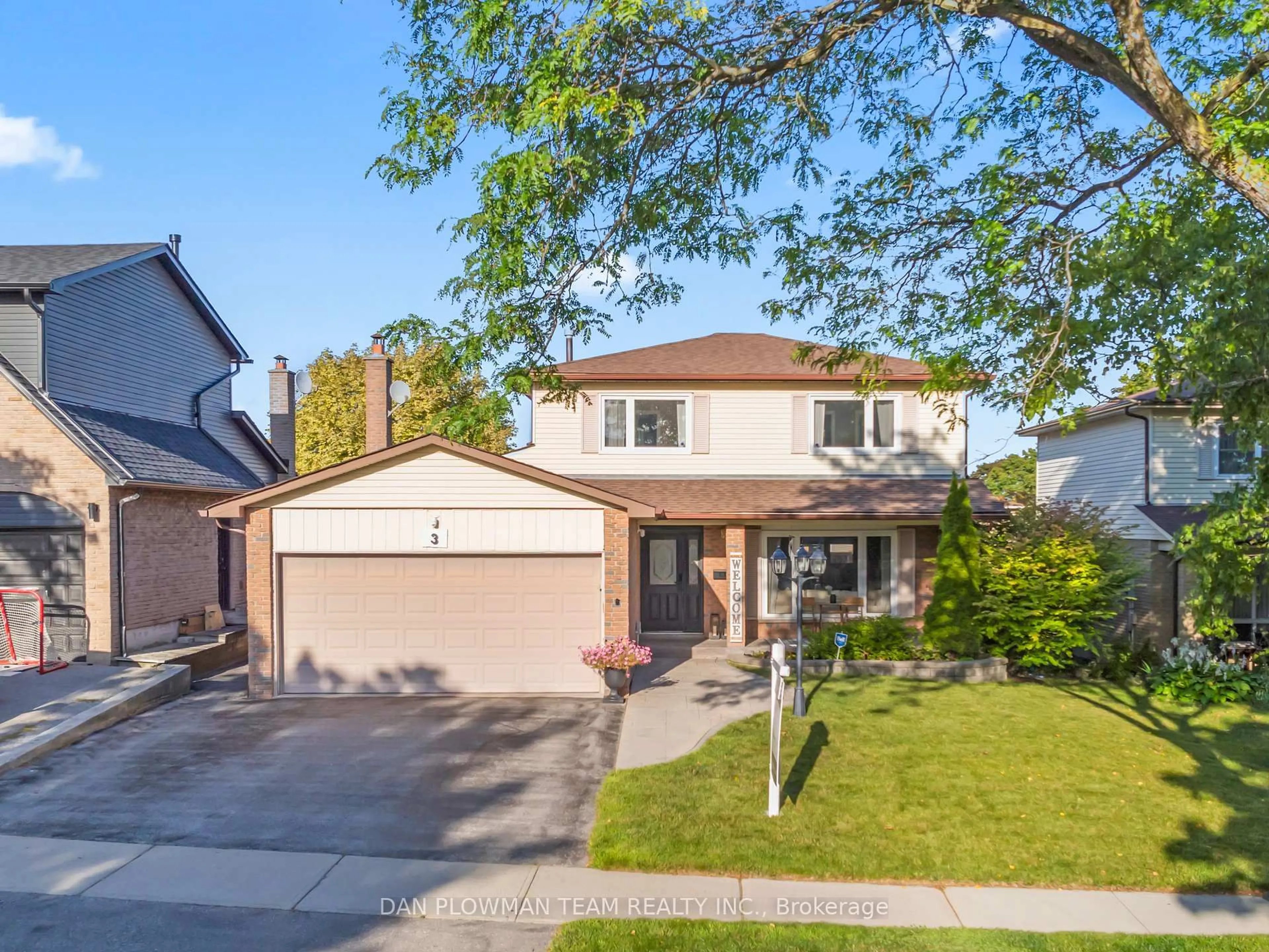 Unknown for 3 Hawkstone Cres, Whitby Ontario L1N 6N2
