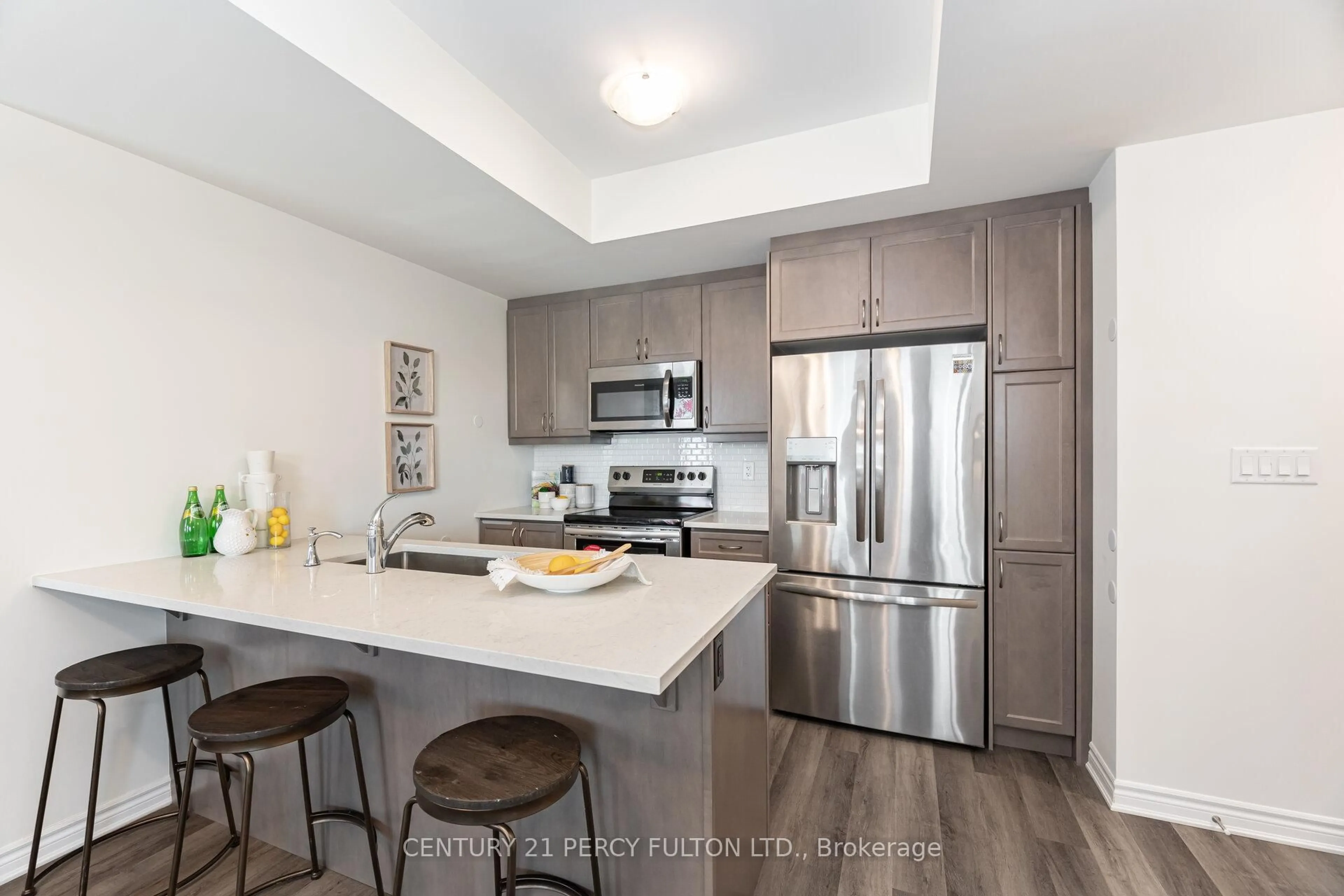 Open concept kitchen, unknown for 1034 Reflection Pl #510, Pickering Ontario L1X 0L1