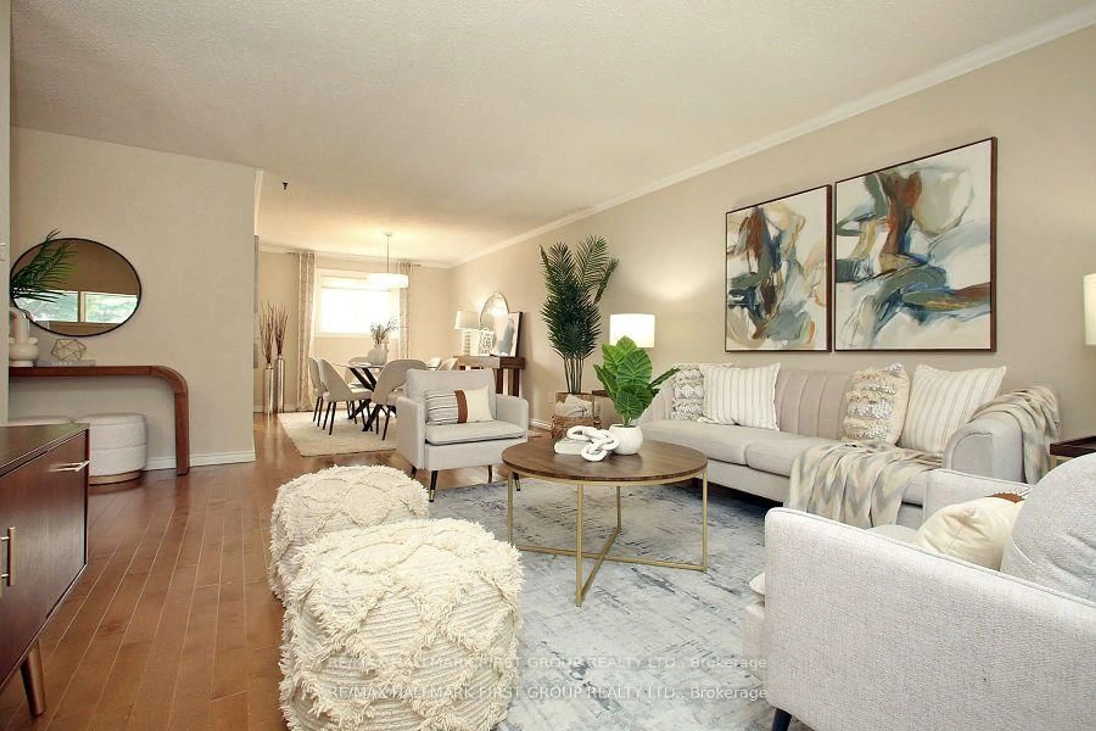 Living room with furniture, unknown for 89 Michael Blvd, Whitby Ontario L1N 5Y3