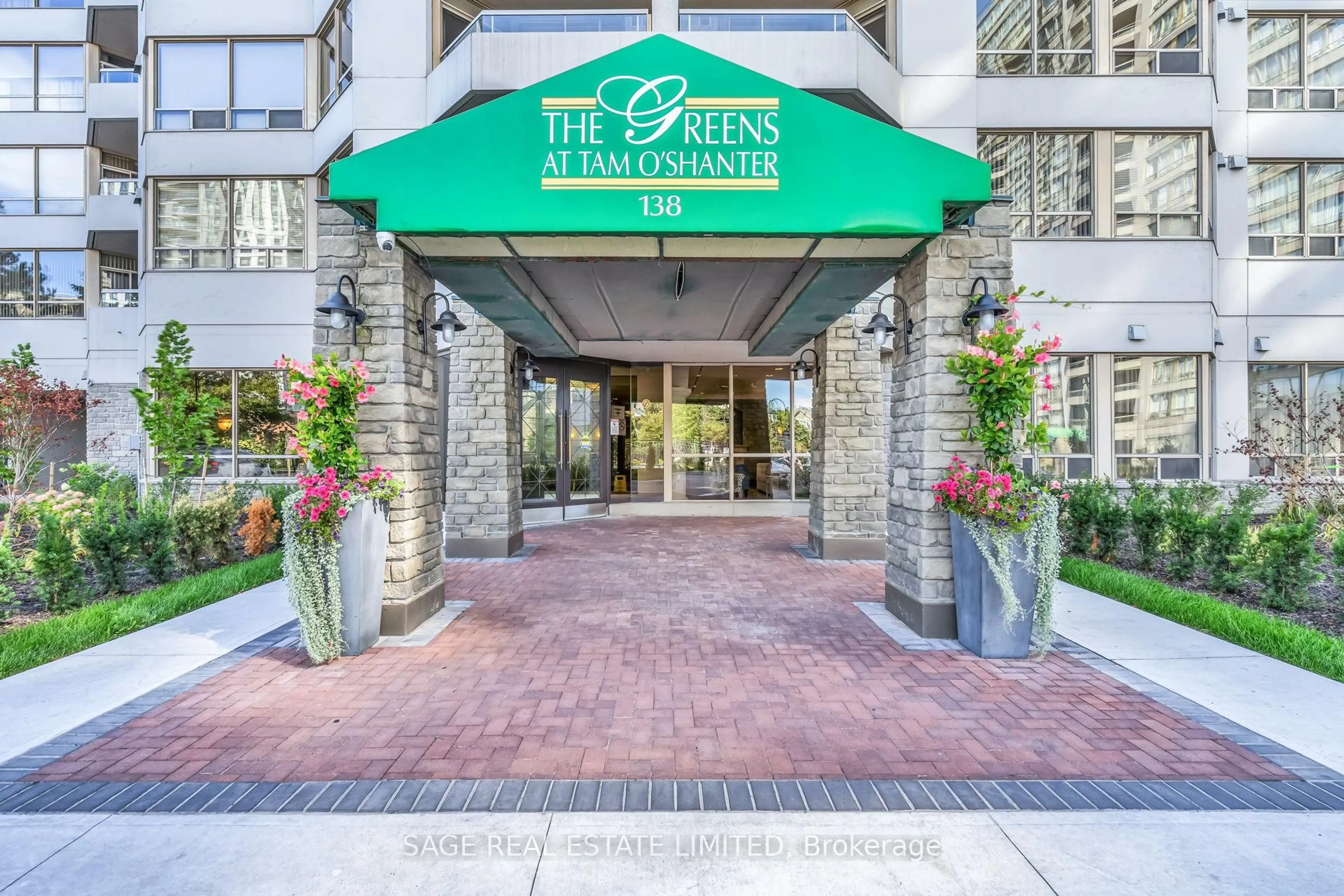 Indoor foyer for 138 Bonis Ave #1026, Toronto Ontario M1T 3V9