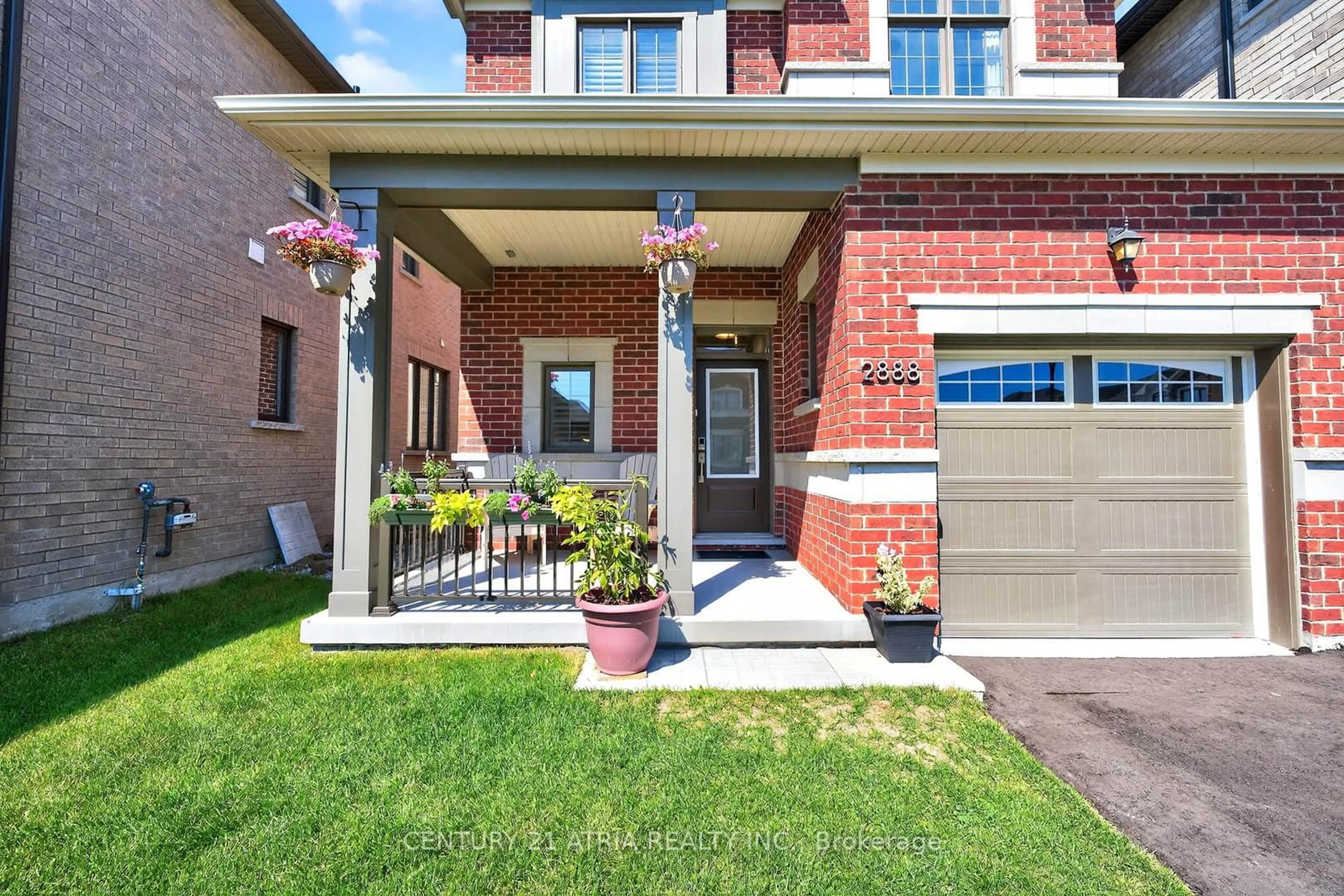 Home with brick exterior material, street for 2888 Foxden Sq, Pickering Ontario L1X 0N9