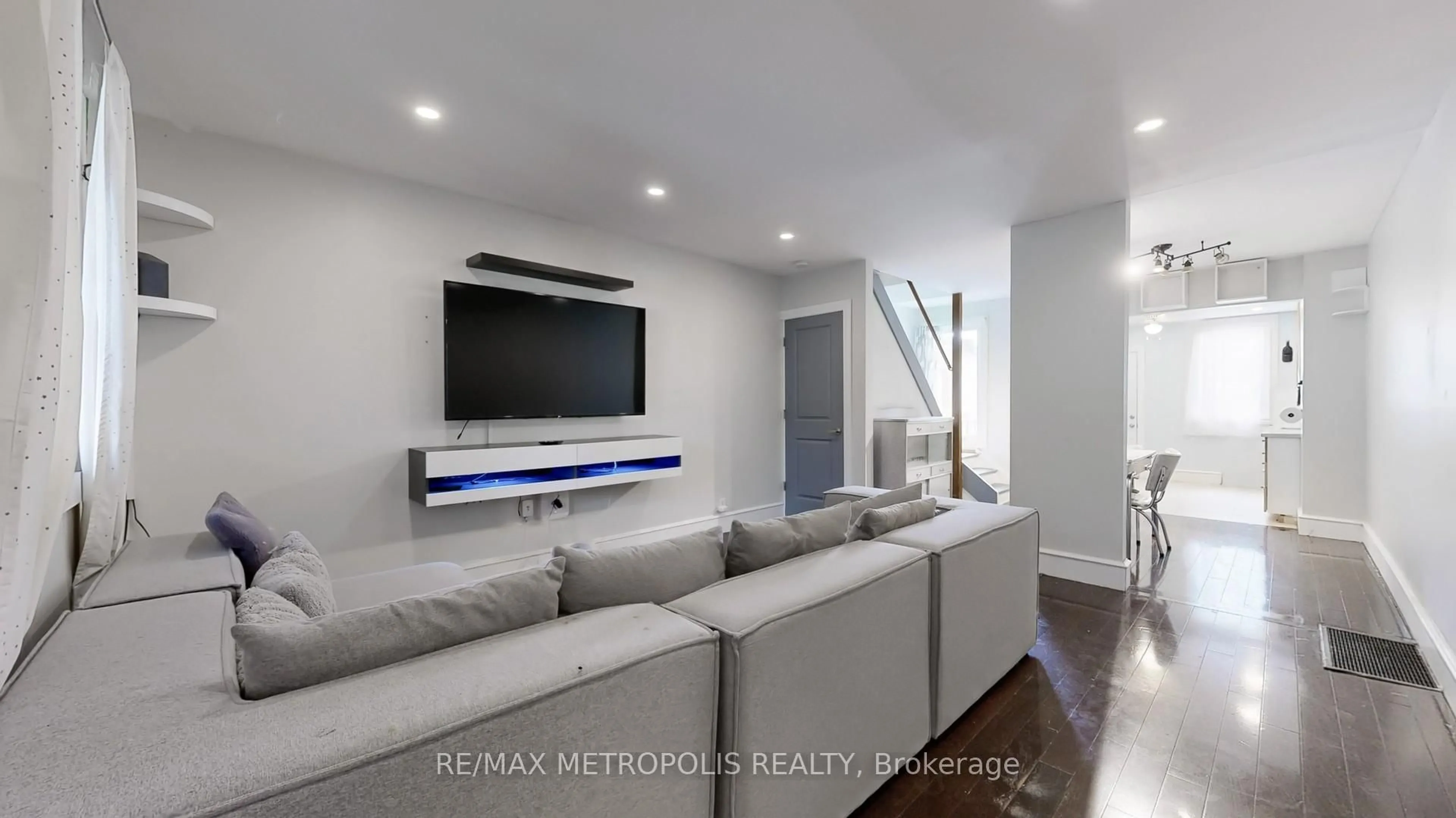 Home theater for 179 Coleman Ave, Toronto Ontario M4C 1P9