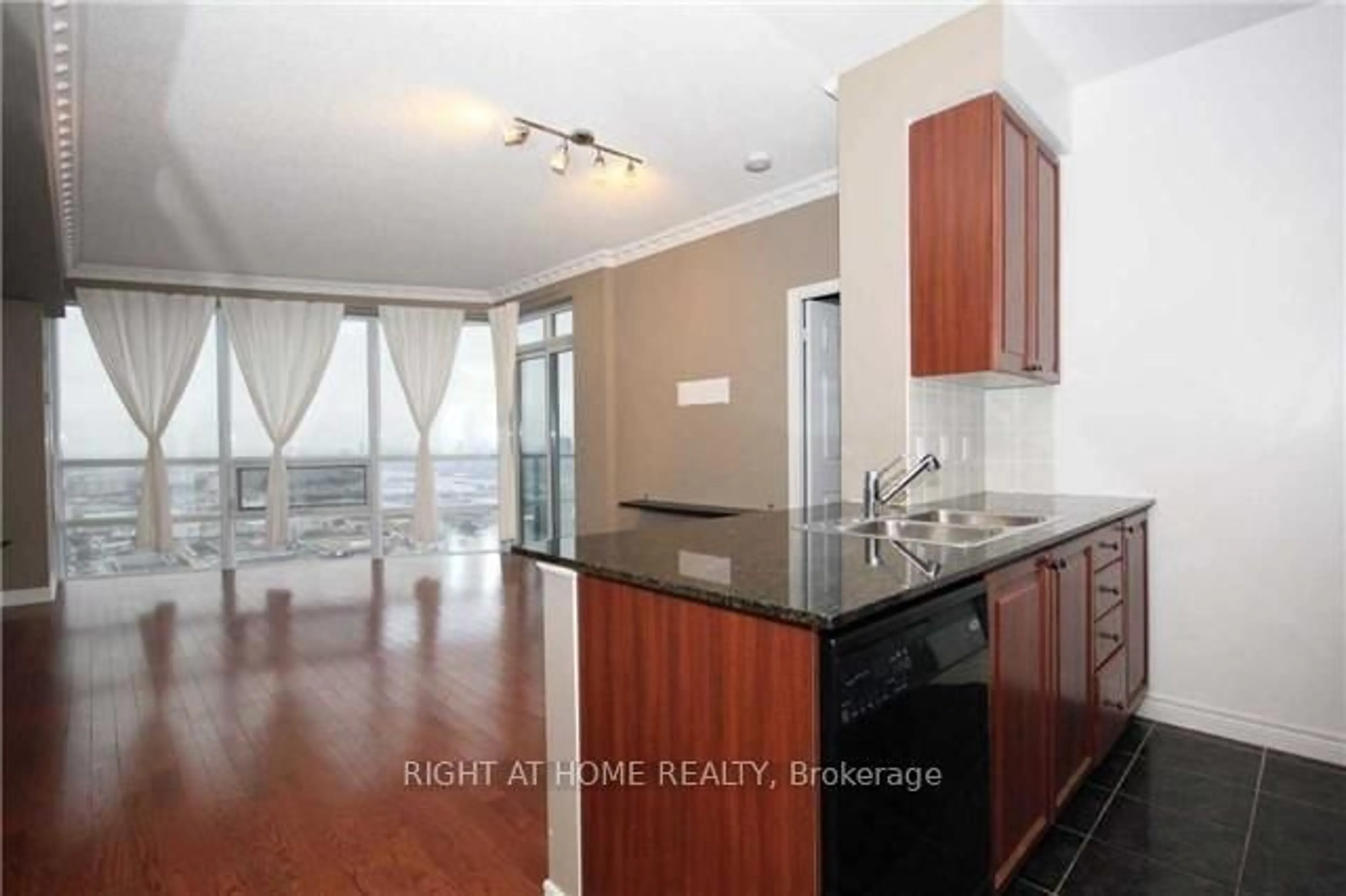 Open concept kitchen, unknown for 83 Borough Dr #3505, Toronto Ontario M1P 5E4