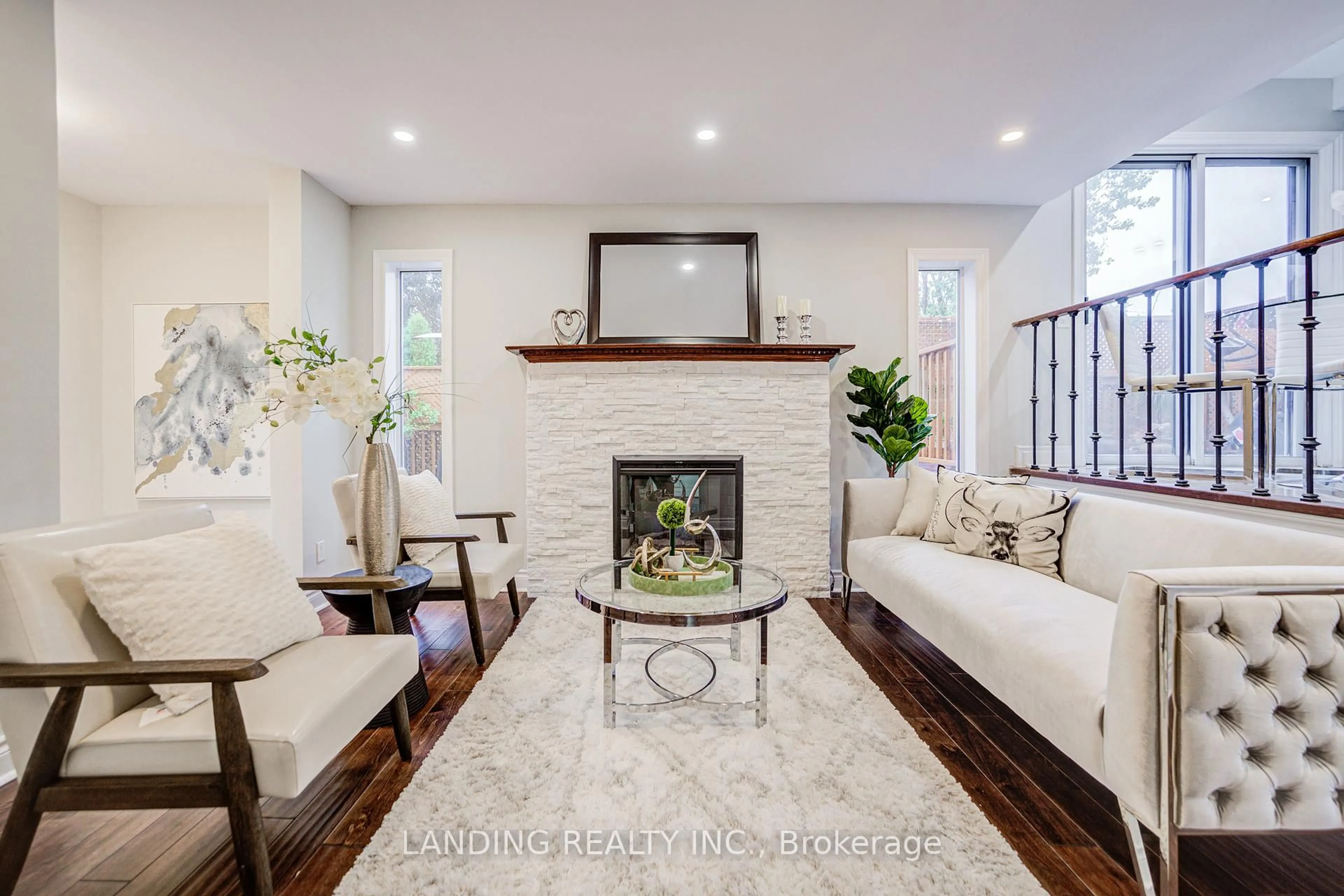 Living room with furniture, unknown for 23 Boarhill Dr, Toronto Ontario M1S 2L9
