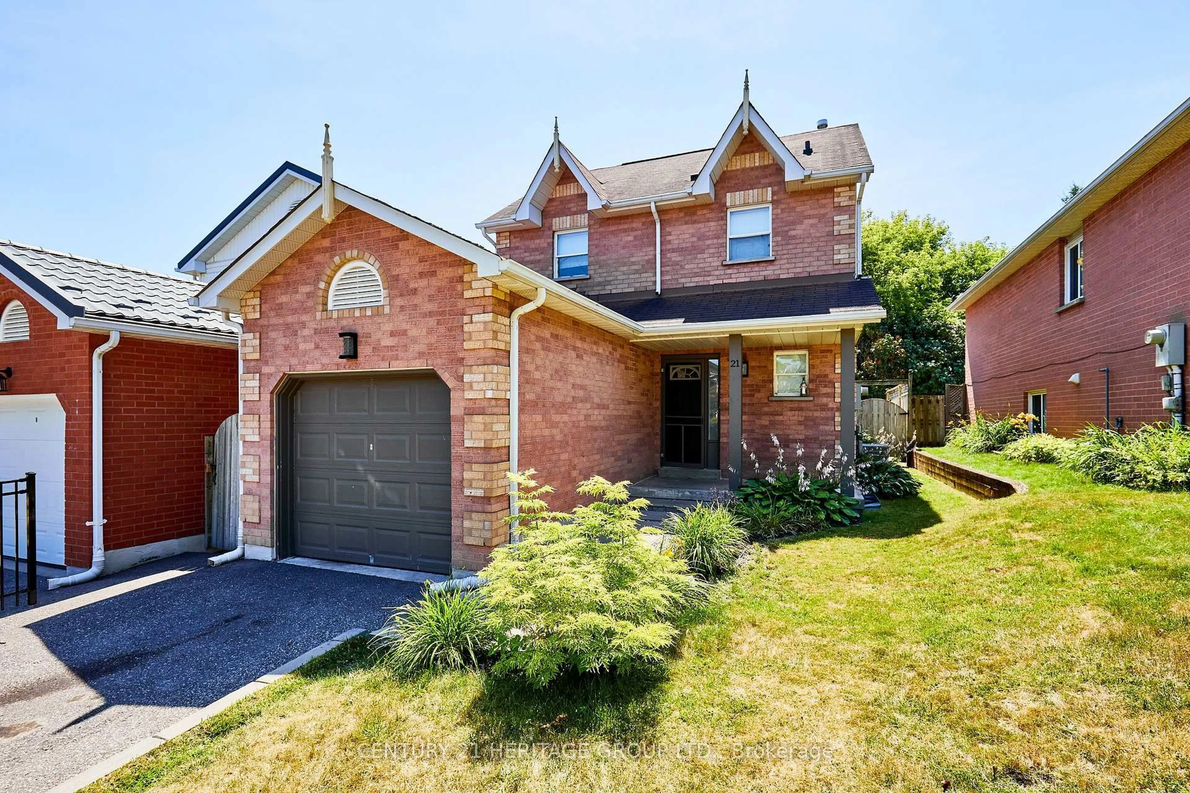 Home with brick exterior material, street for 21 Tucker Rd, Clarington Ontario L1C 4M2