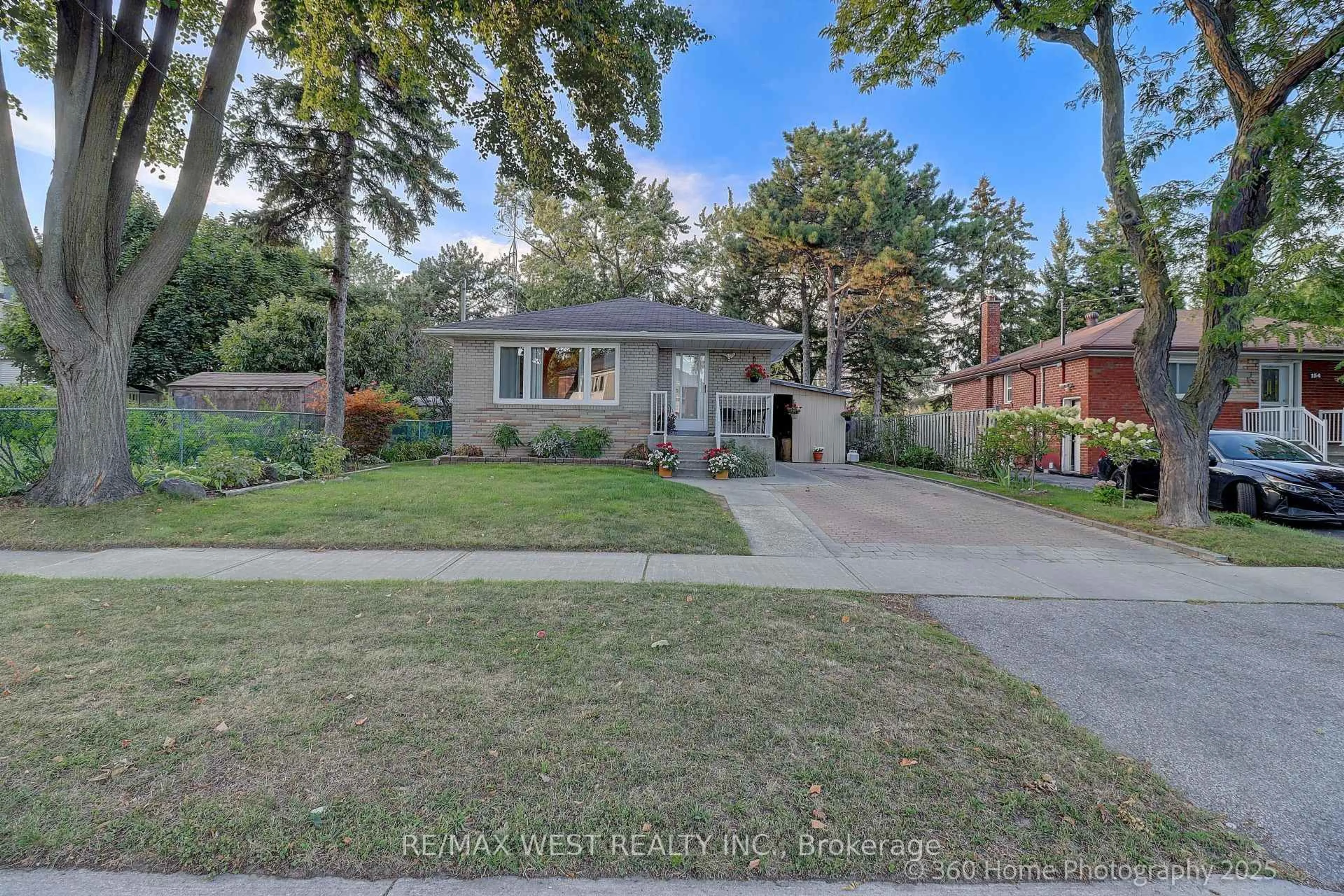 Home with brick exterior material, street for 152 Benjamin Blvd, Toronto Ontario M1K 3P5