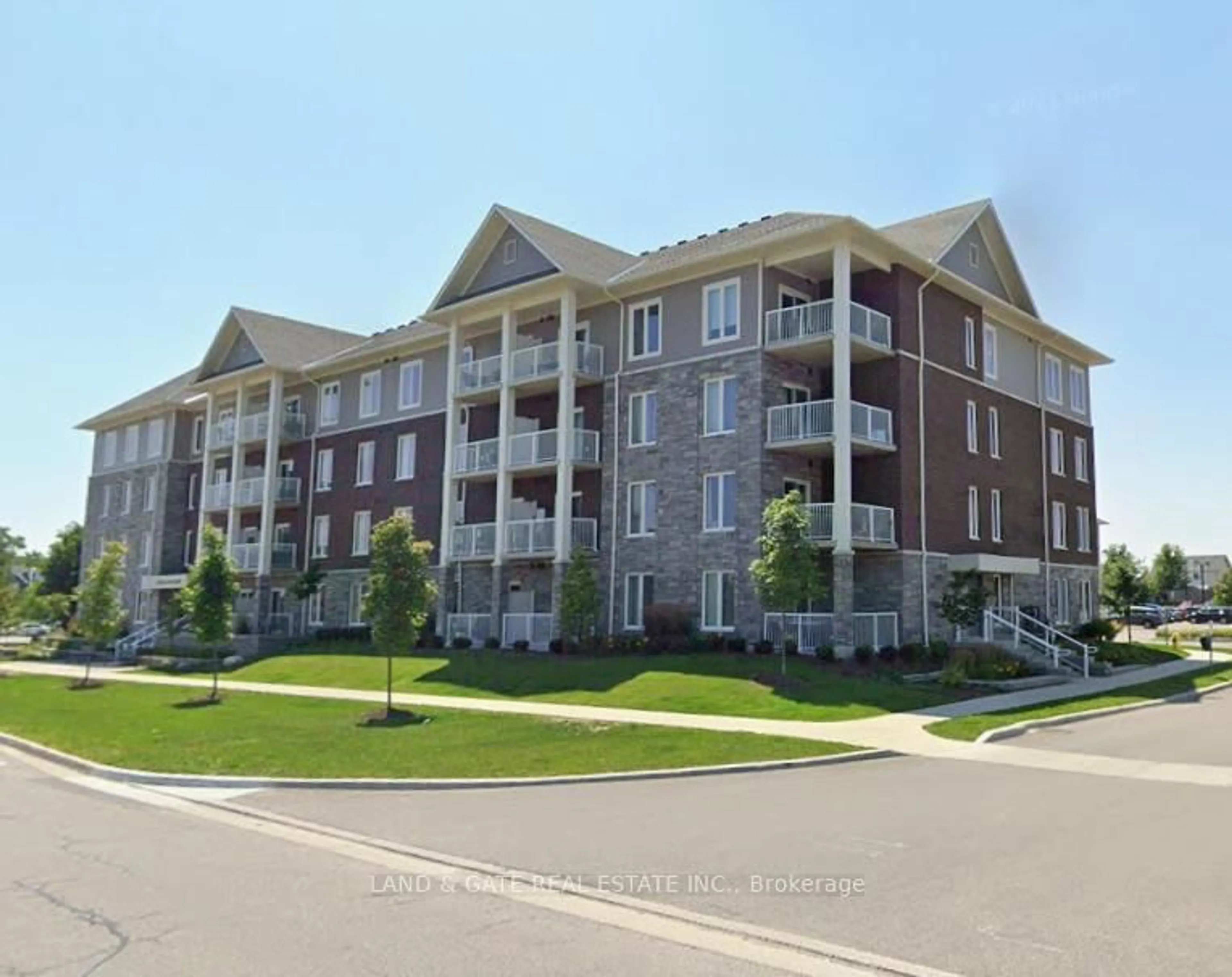 Unknown for 290 Liberty St #102, Clarington Ontario L1C 0H3