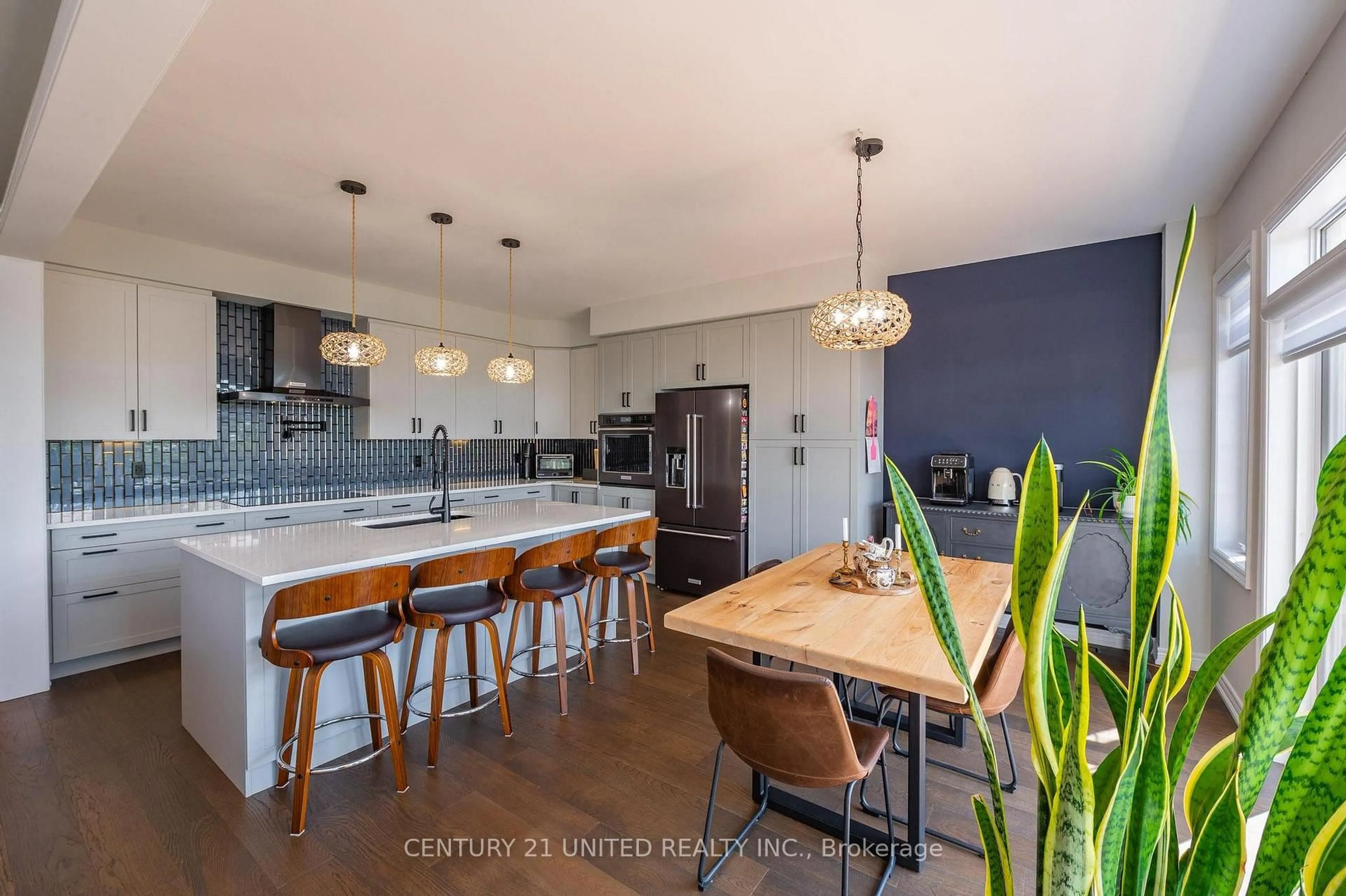 Open concept kitchen, unknown for 159 Mcphail Ave, Clarington Ontario L1C 7H8