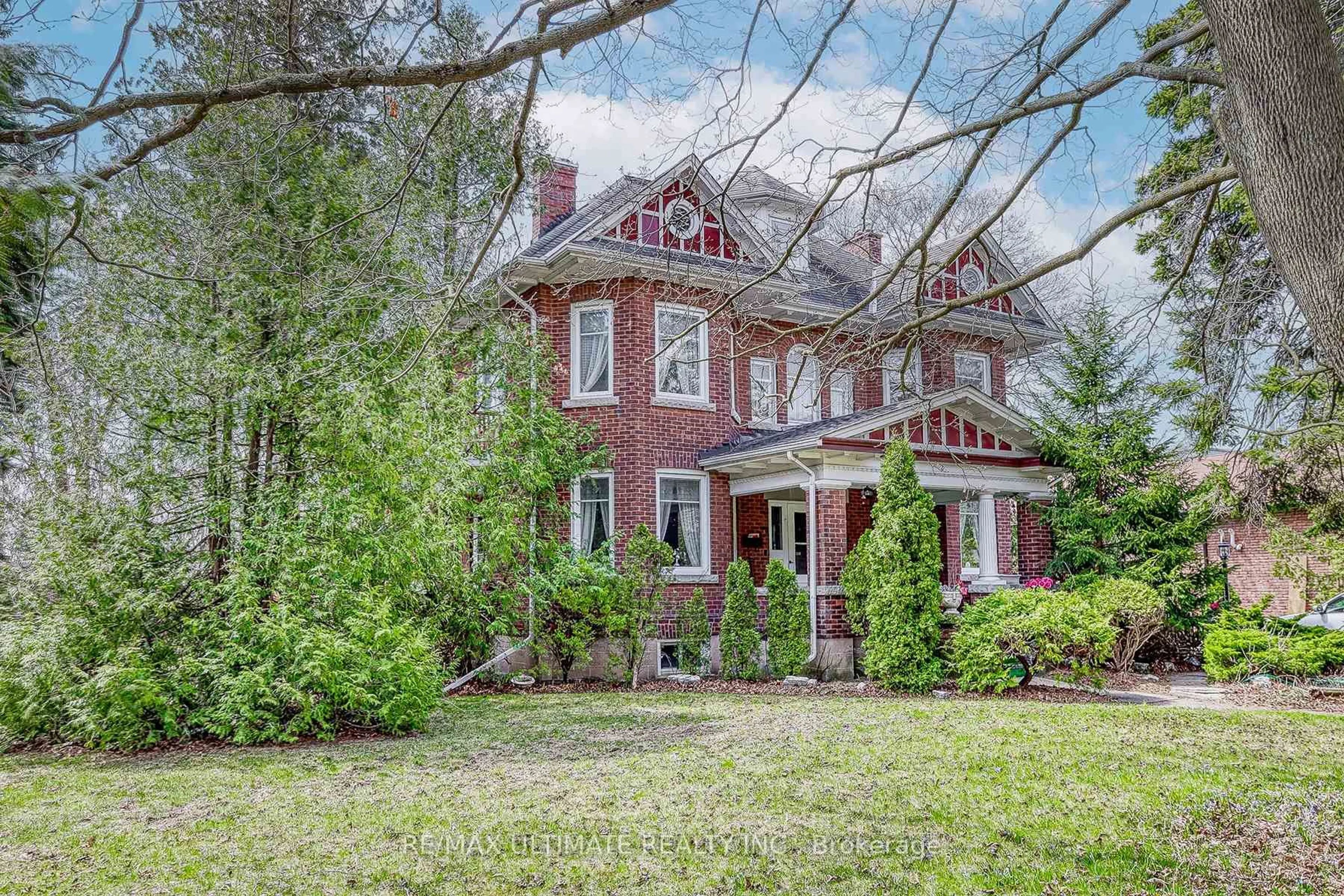 Home with brick exterior material, street for 456 manse Rd, Toronto Ontario M1E 3V8