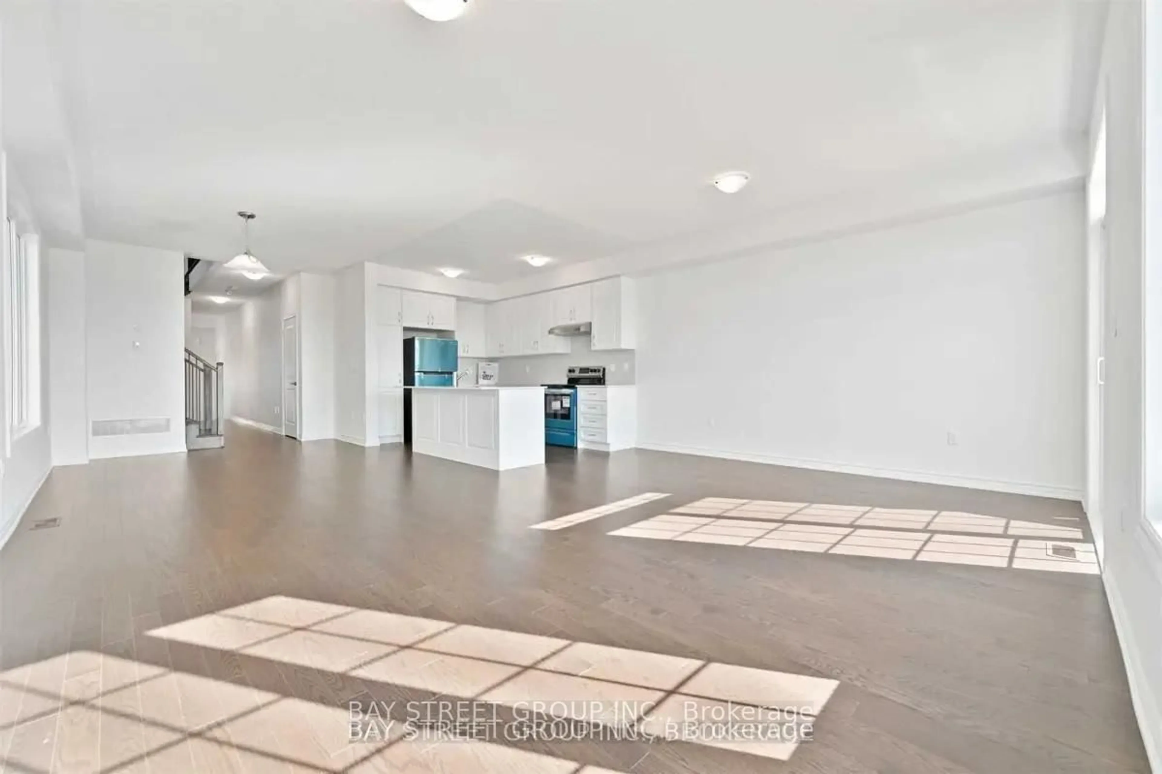 Open concept kitchen, unknown for 37 Floodgate Rd, Whitby Ontario L1P 0P5