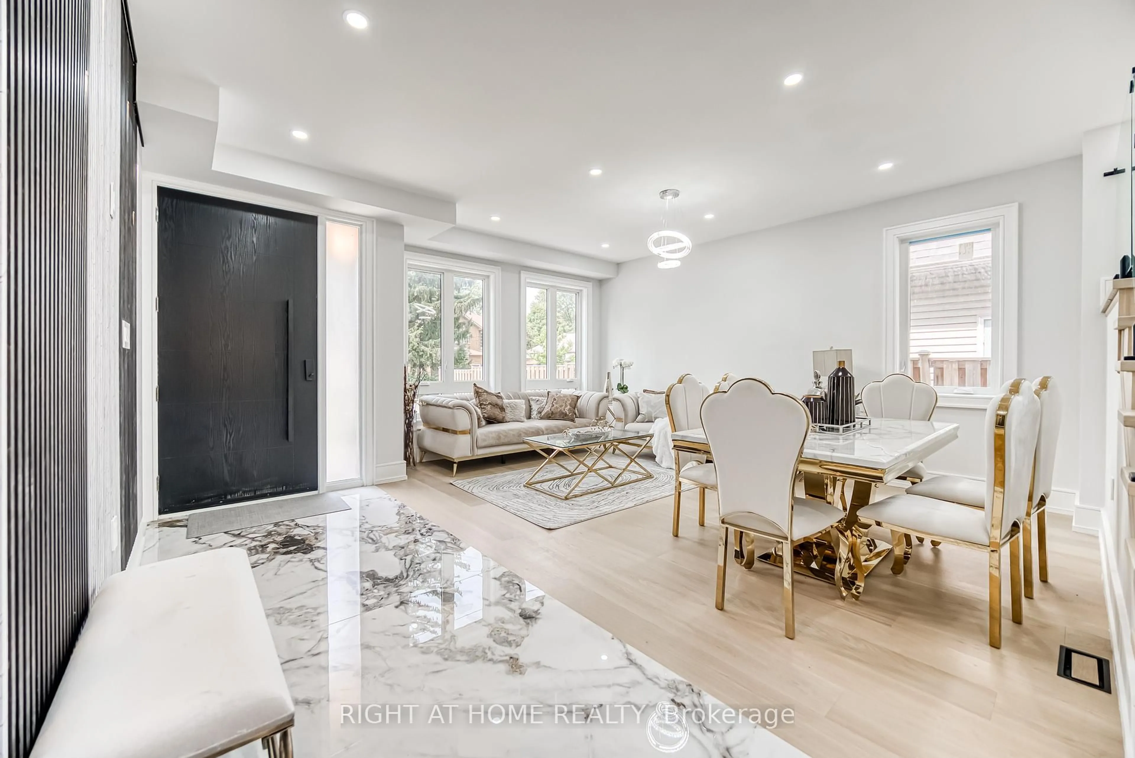 Unknown for 203 Scarboro Cres, Toronto Ontario M1M 2J6