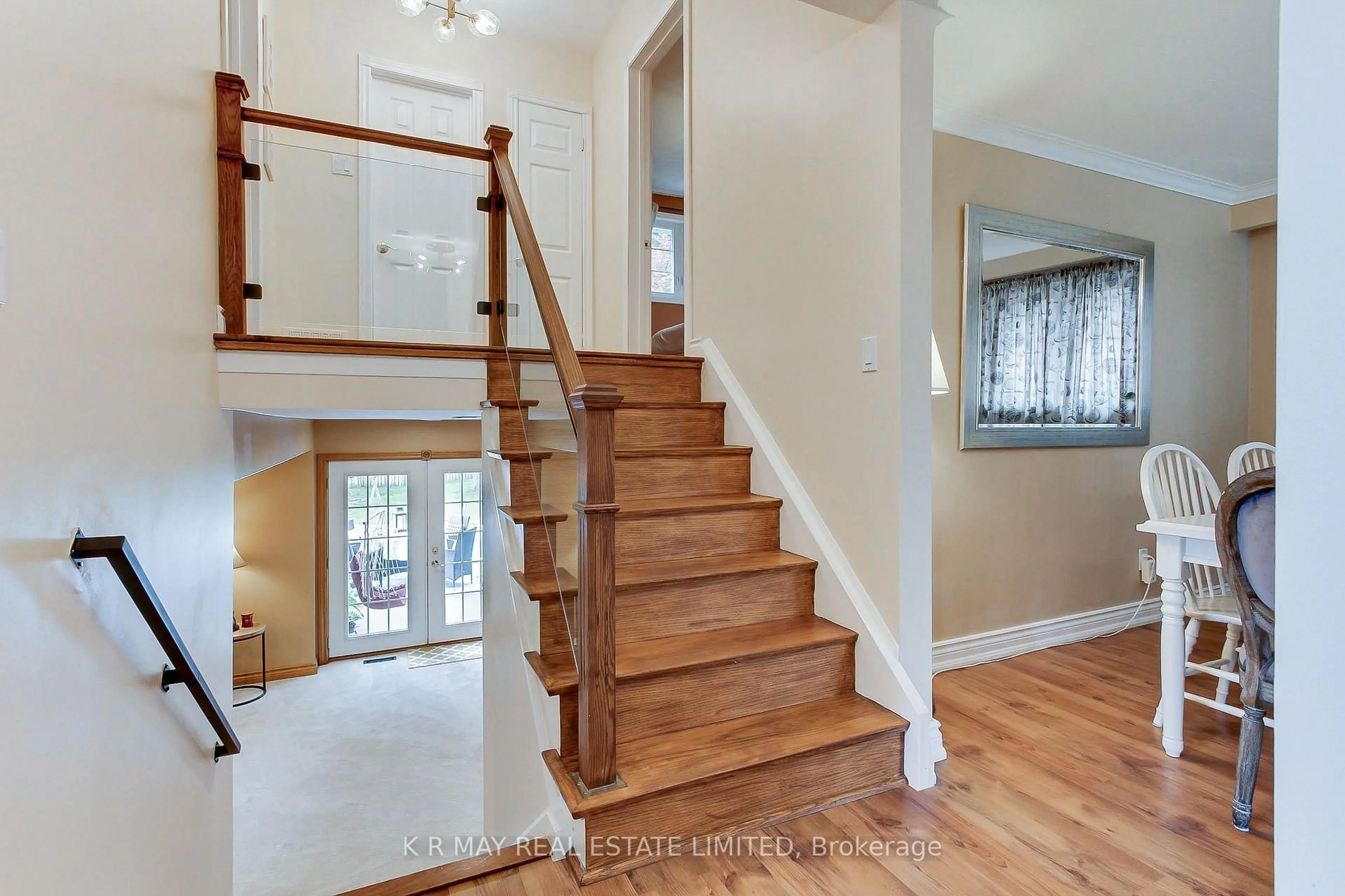 Unknown for 4 Mayhill Cres, Toronto Ontario M1G 1K6