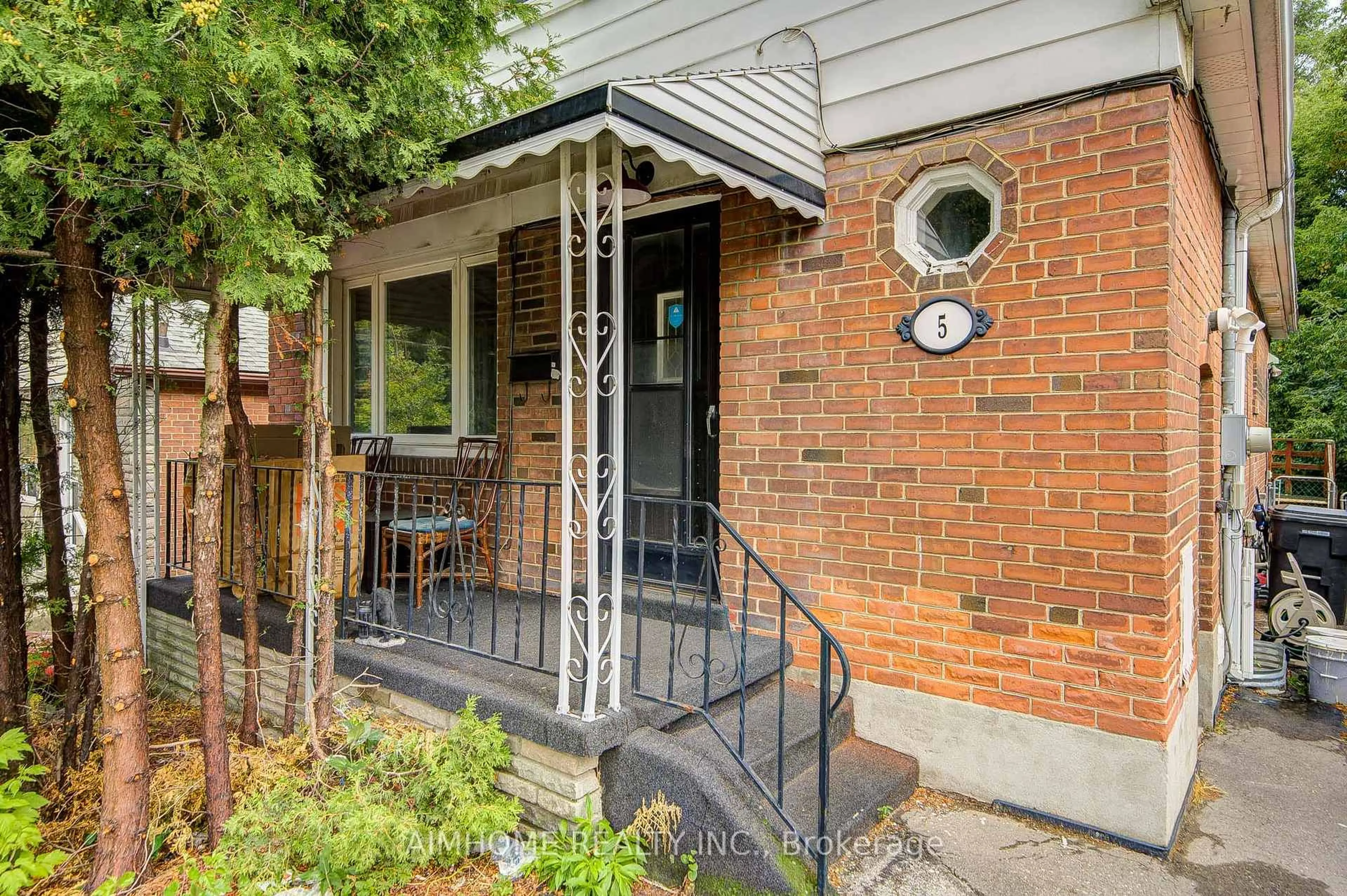 Unknown for 5 Macey Ave, Toronto Ontario M1L 2T6