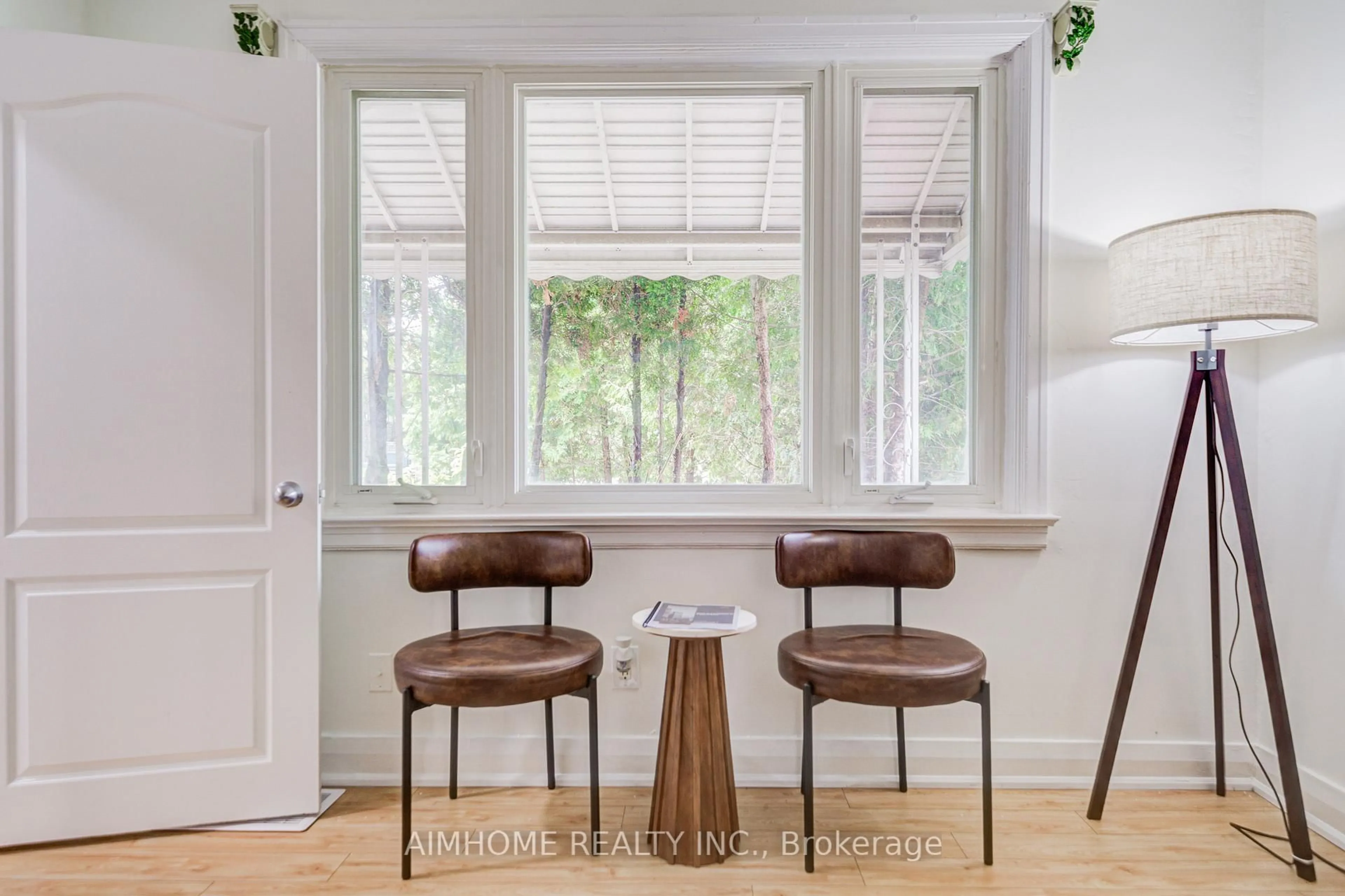 Dining room, wood/laminate floor for 5 Macey Ave, Toronto Ontario M1L 2T6
