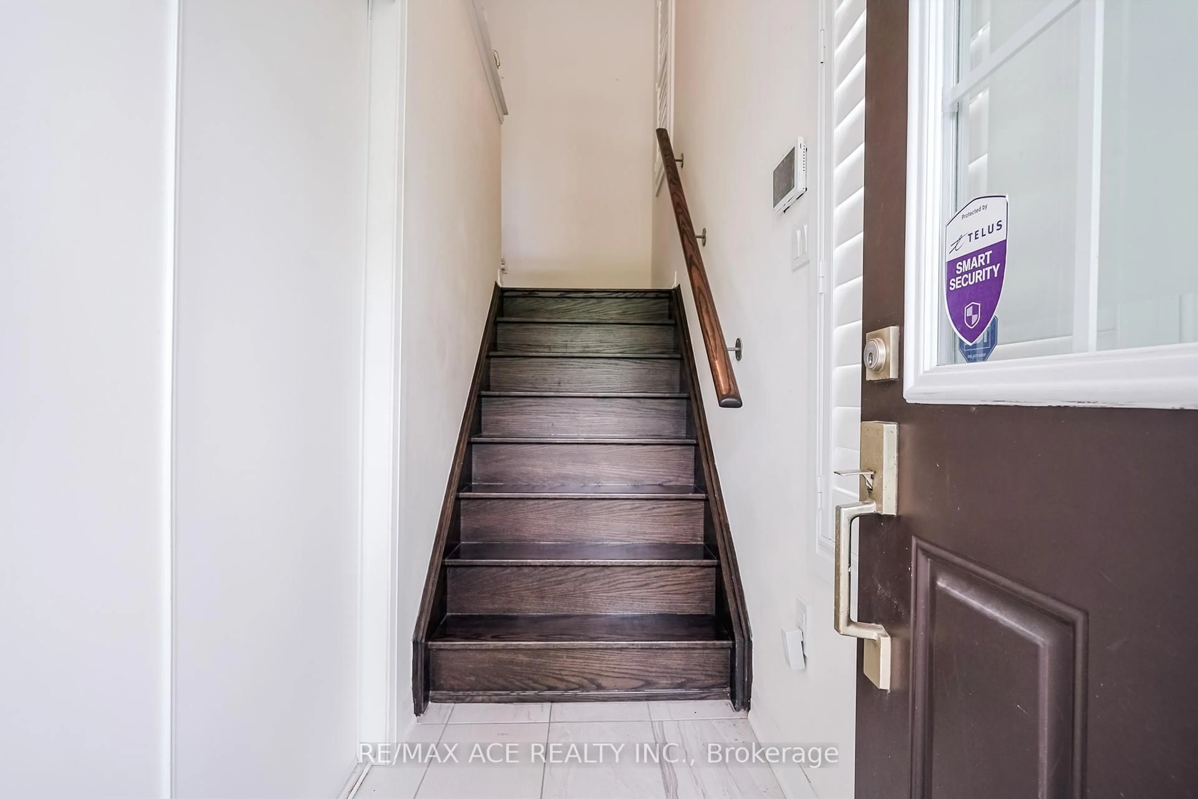 Stairs for 218 London Lane, Ajax Ontario L1T 0N5