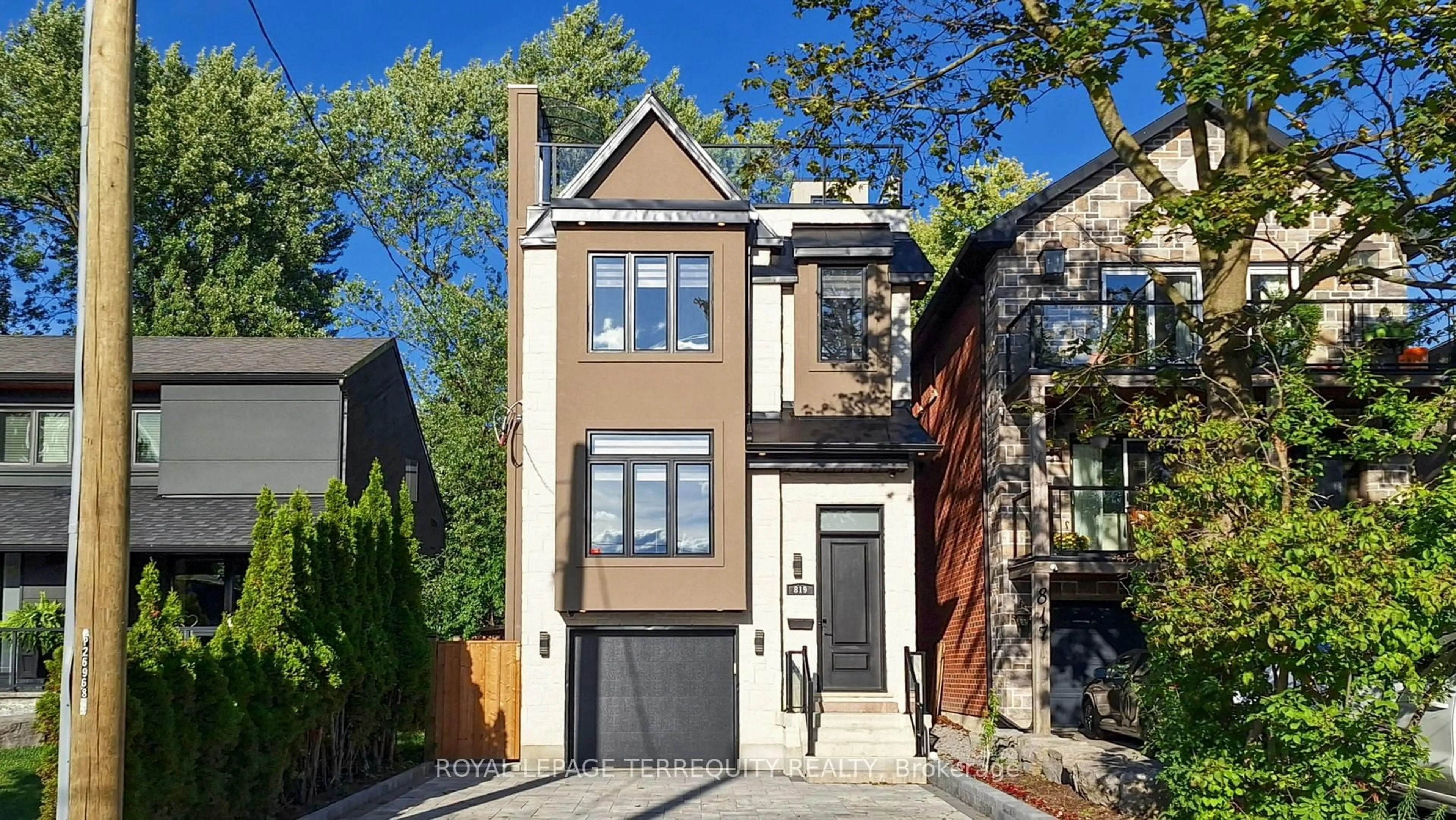 Home with brick exterior material, street for 819 Fairview Ave, Pickering Ontario L1W 1M7