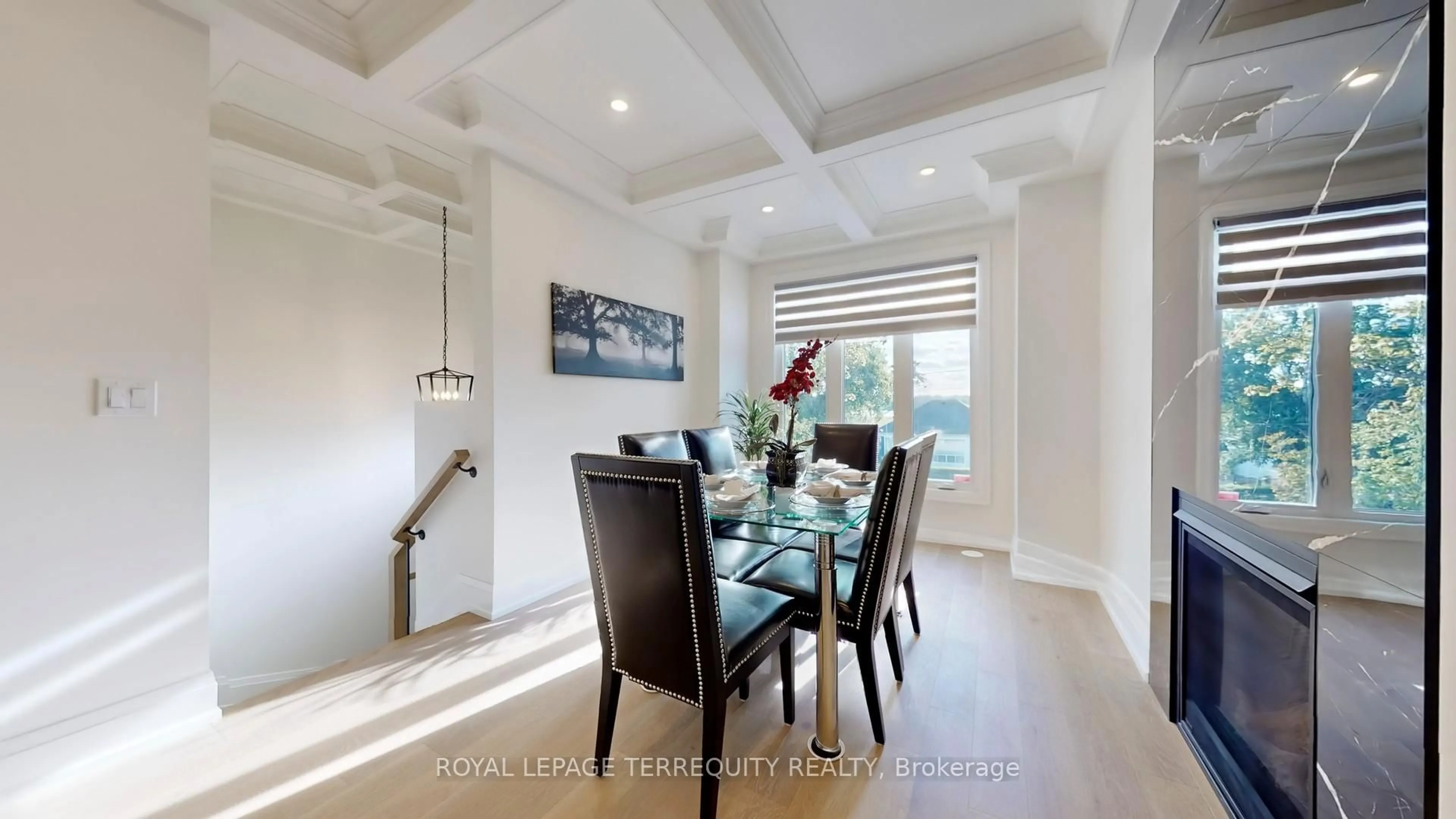 Dining room, unknown for 819 Fairview Ave, Pickering Ontario L1W 1M7