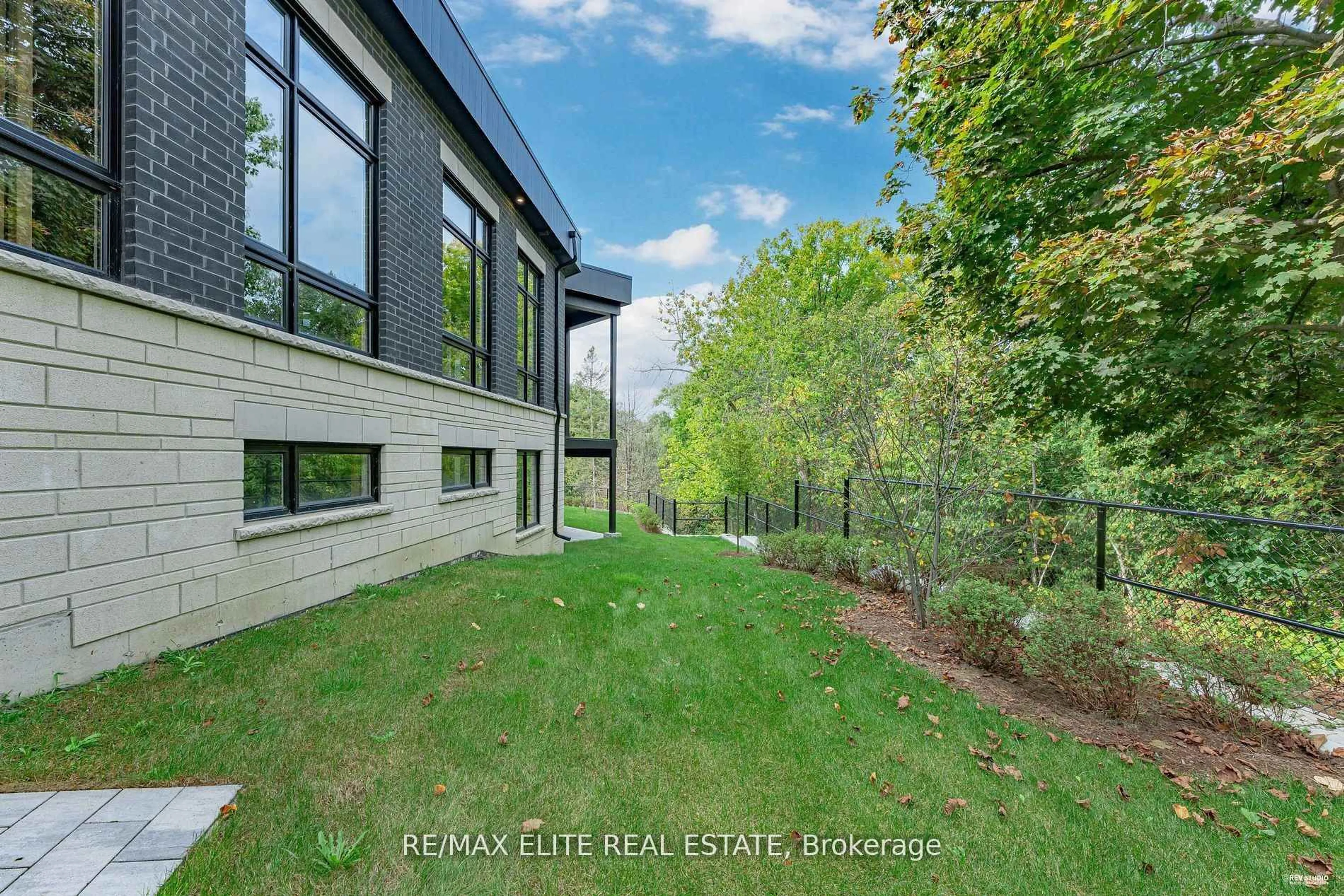 Patio, water/lake/river/ocean view for 8 Tidmarsh Lane, Ajax Ontario L1T 4S1