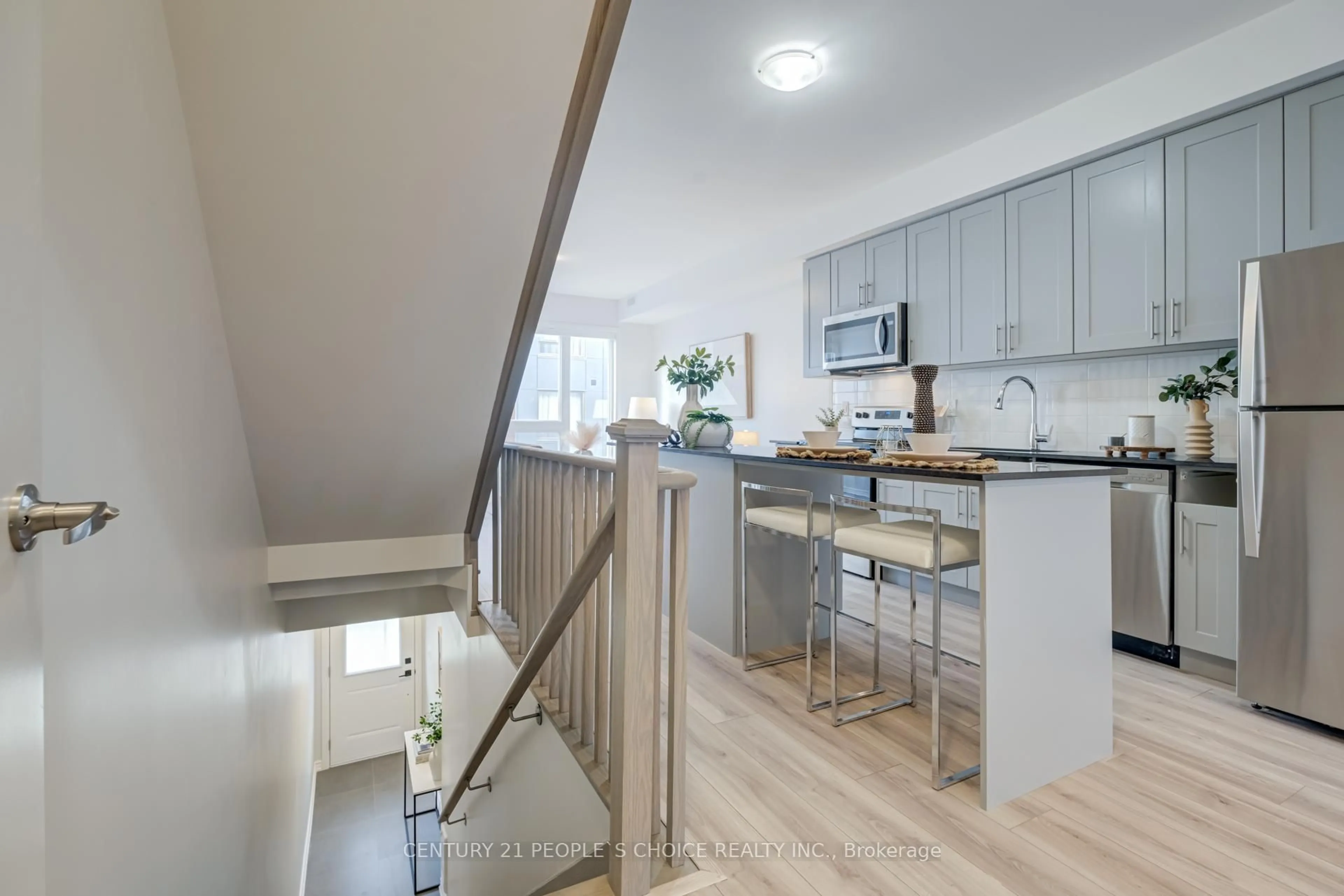 Open concept kitchen, unknown for 1629 Pleasure Valley Path, Oshawa Ontario L1G 0E3