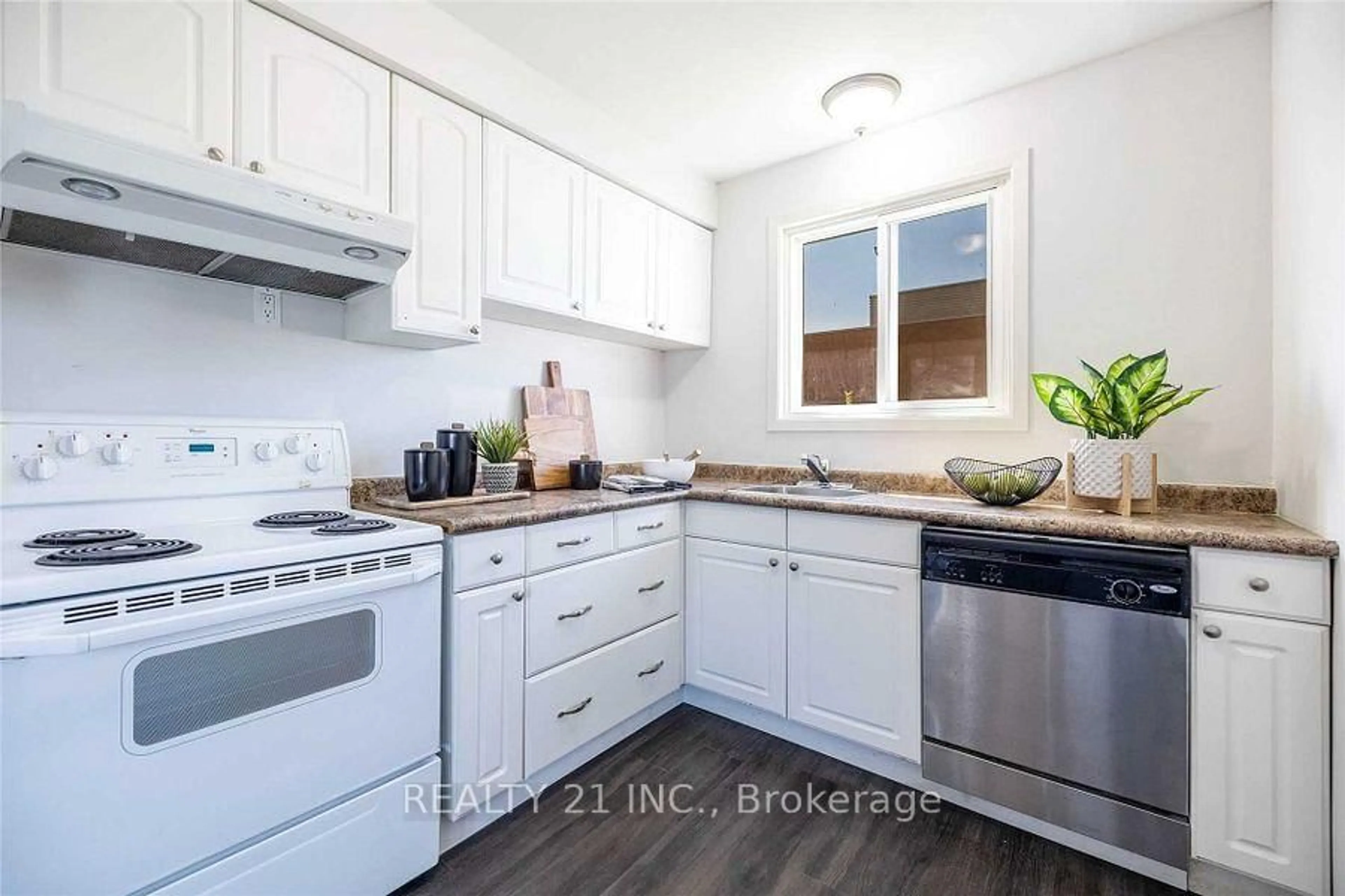 Standard kitchen, unknown for 231 Medina Crt, Oshawa Ontario L1J 7E1