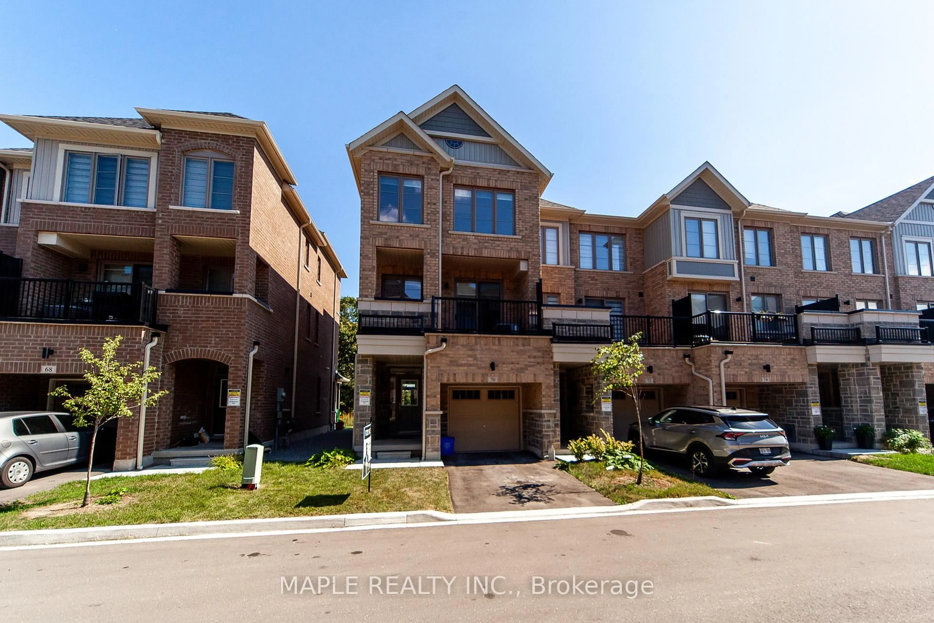 Home with brick exterior material, street for 70 Waterside Way, Whitby Ontario L1N 0N1
