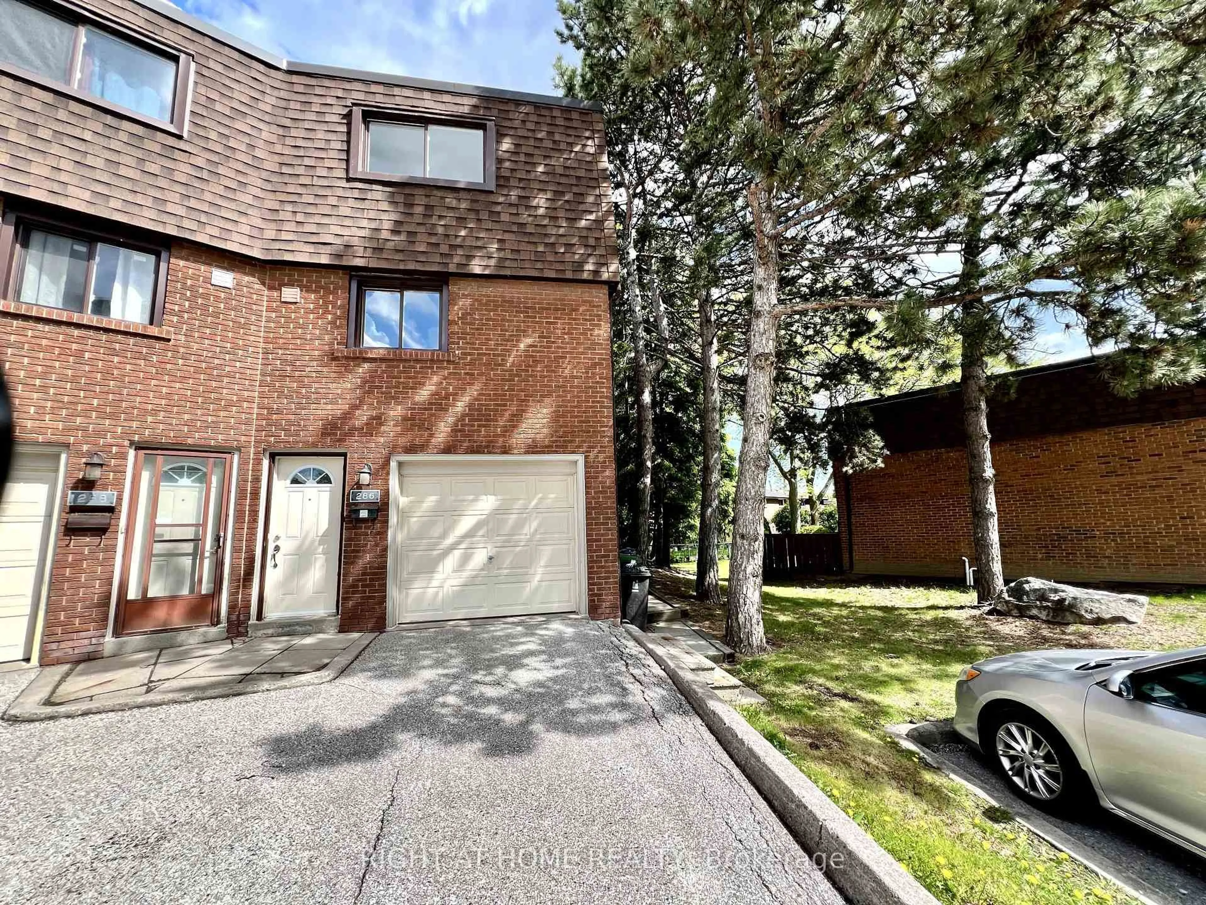 A pic from outside/outdoor area/front of a property/back of a property/a pic from drone, street for 286 Sprucewood Crt #43, Toronto Ontario M1W 1P9