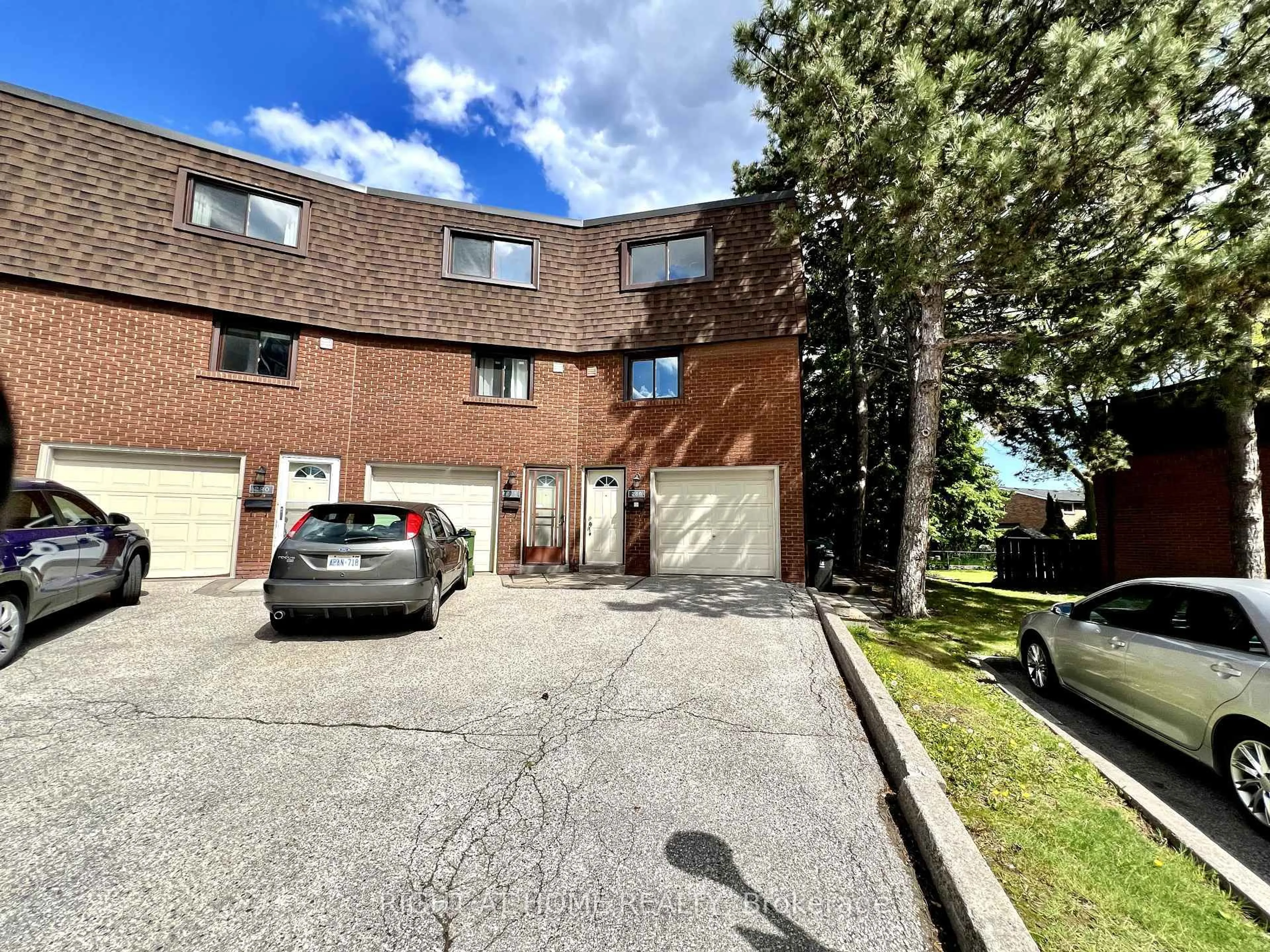 A pic from outside/outdoor area/front of a property/back of a property/a pic from drone, street for 286 Sprucewood Crt #43, Toronto Ontario M1W 1P9