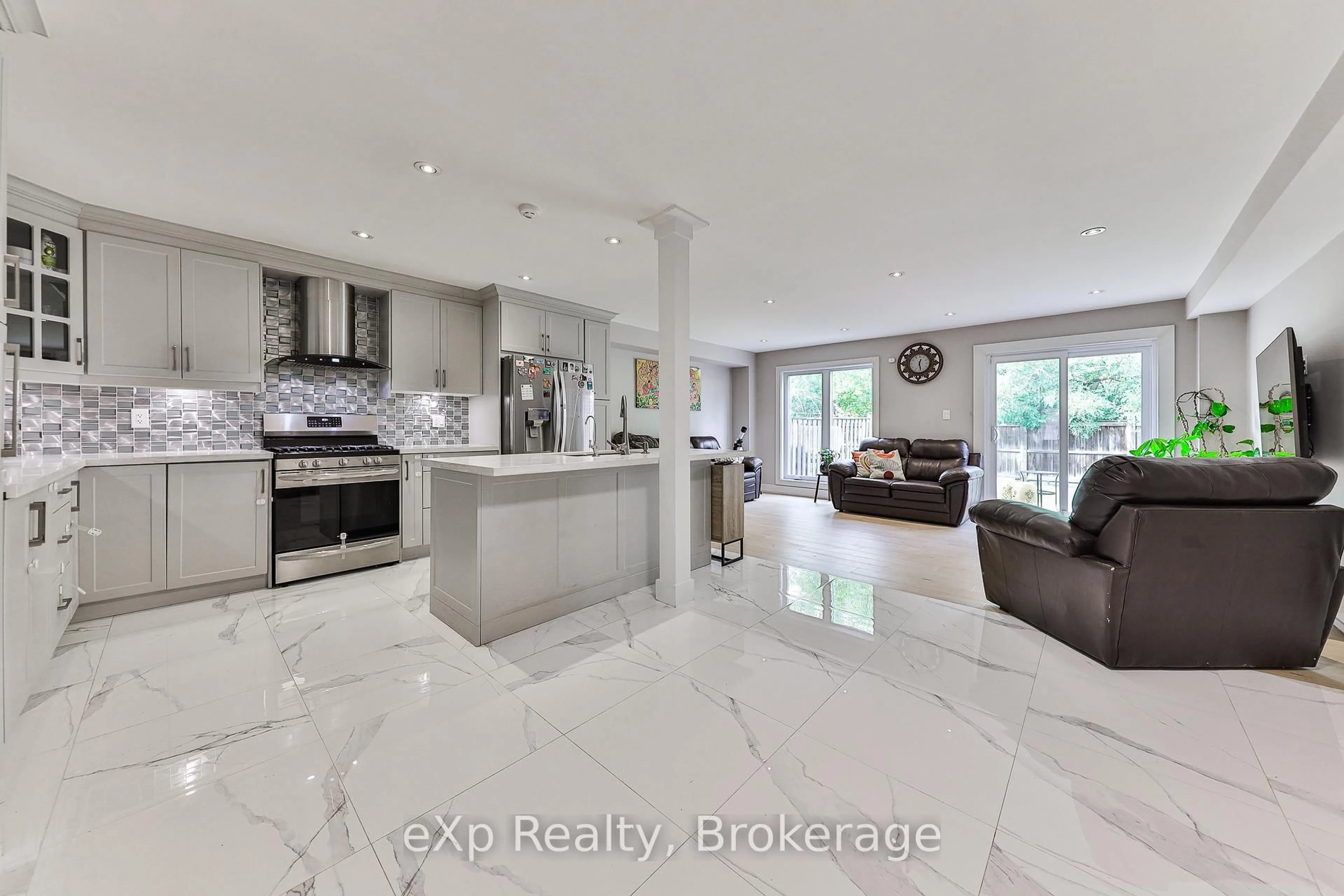 Open concept kitchen, ceramic/tile floor for 765 Sunbird Dr, Pickering Ontario L1X 2X4