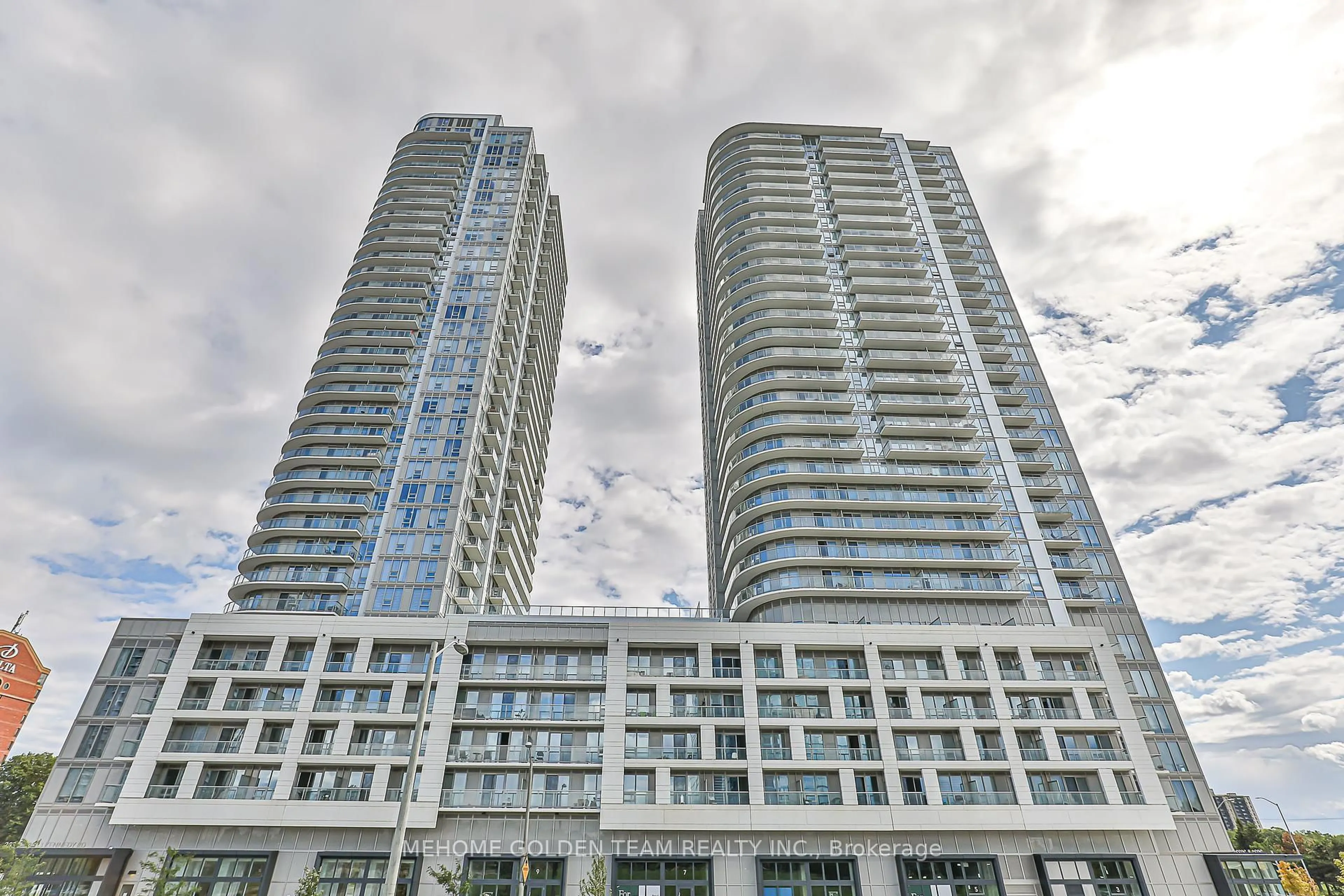 Unknown for 2033 Kennedy Rd #2808, Toronto Ontario M1T 0B9