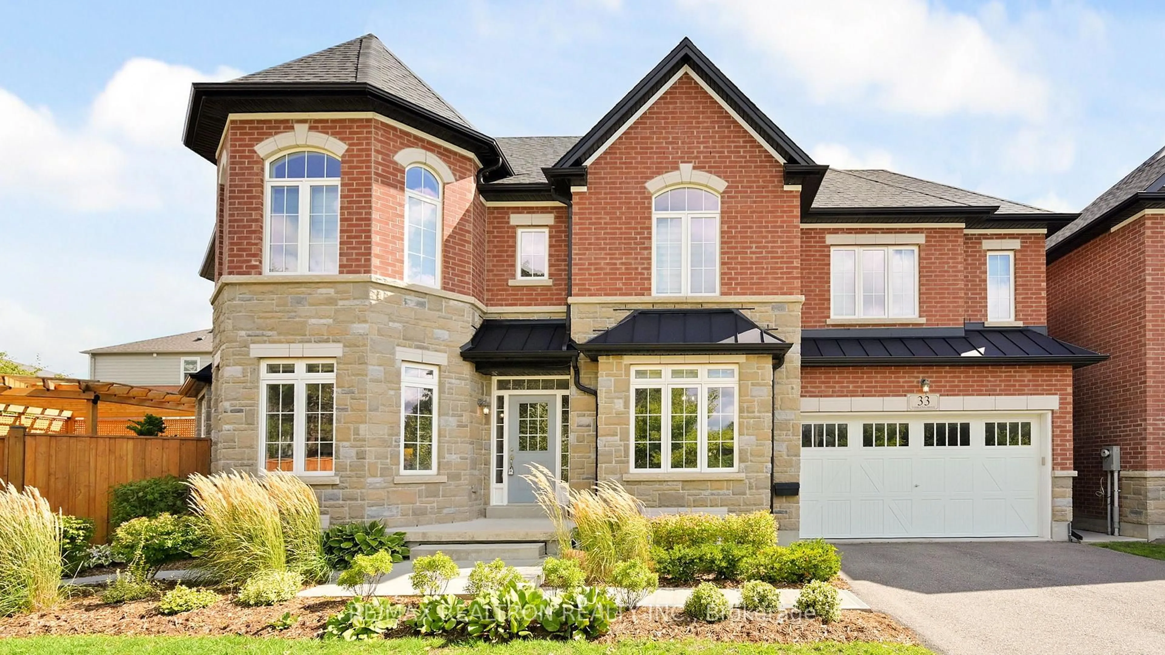 Home with brick exterior material, street for 33 Marlena Dr, Toronto Ontario M1E 2Y9