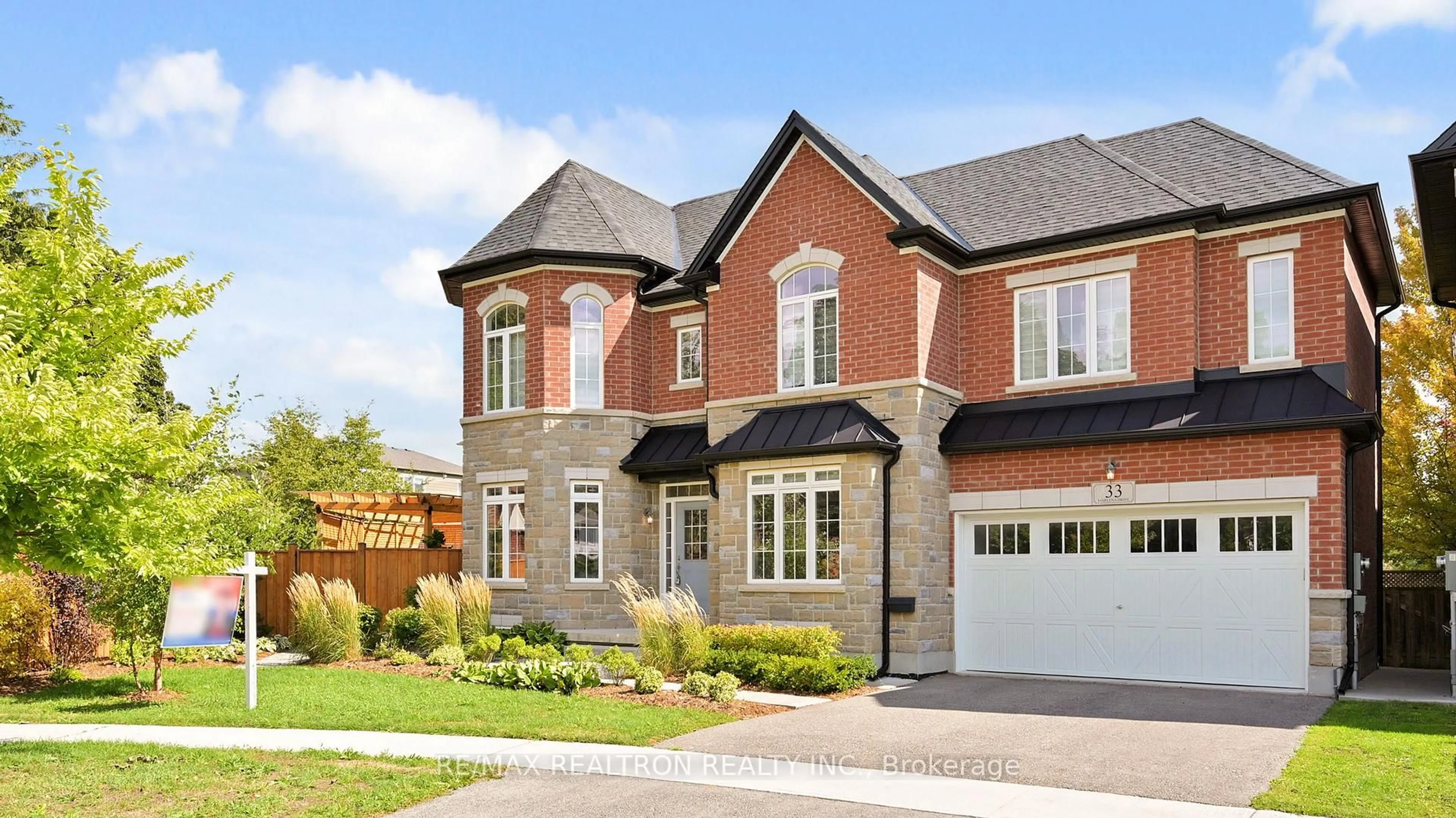 Home with brick exterior material, street for 33 Marlena Dr, Toronto Ontario M1E 2Y9