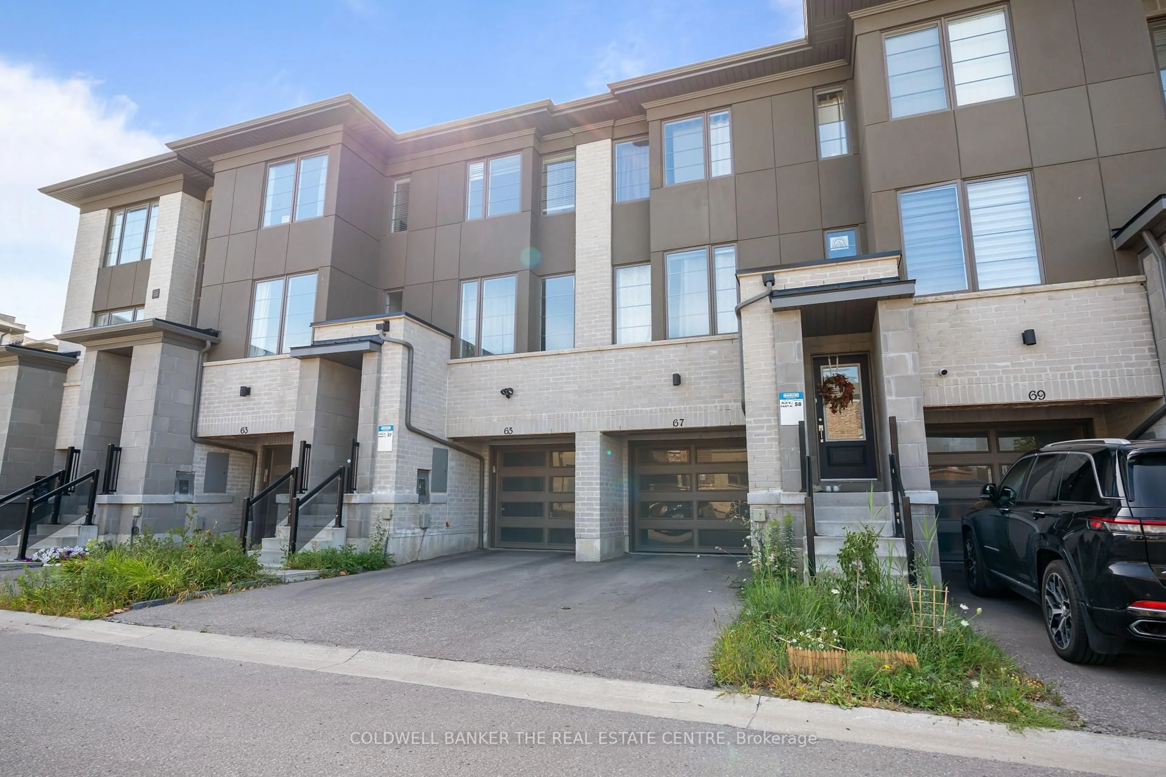 Unknown for 67 Donald Fleming Way #106, Whitby Ontario L1R 0N8