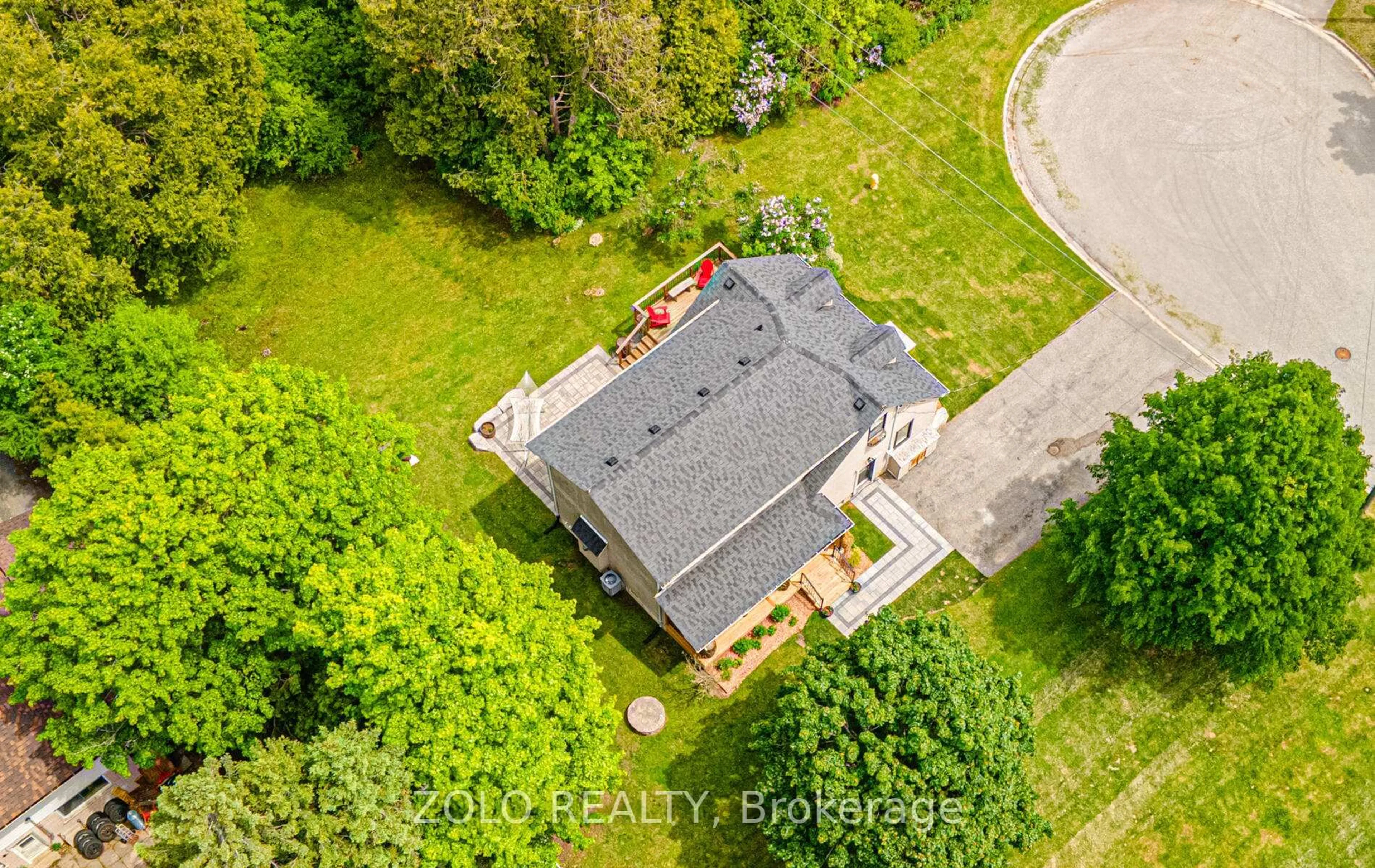 A pic from outside/outdoor area/front of a property/back of a property/a pic from drone, street for 46 Lawson Rd, Clarington Ontario L1E 2K3