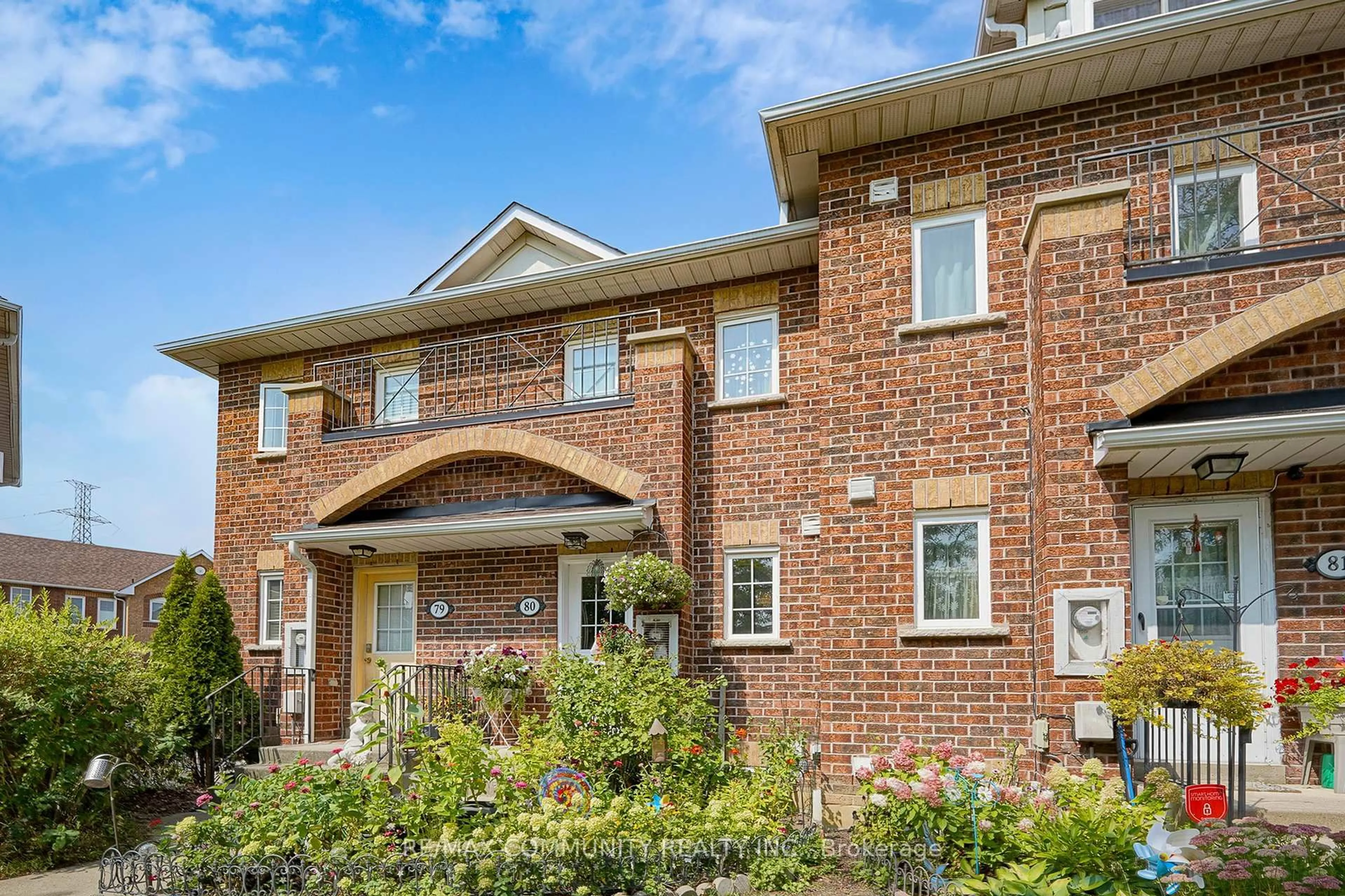 Home with brick exterior material, building for 2 Hedge End Rd #80, Toronto Ontario M1B 5Z8