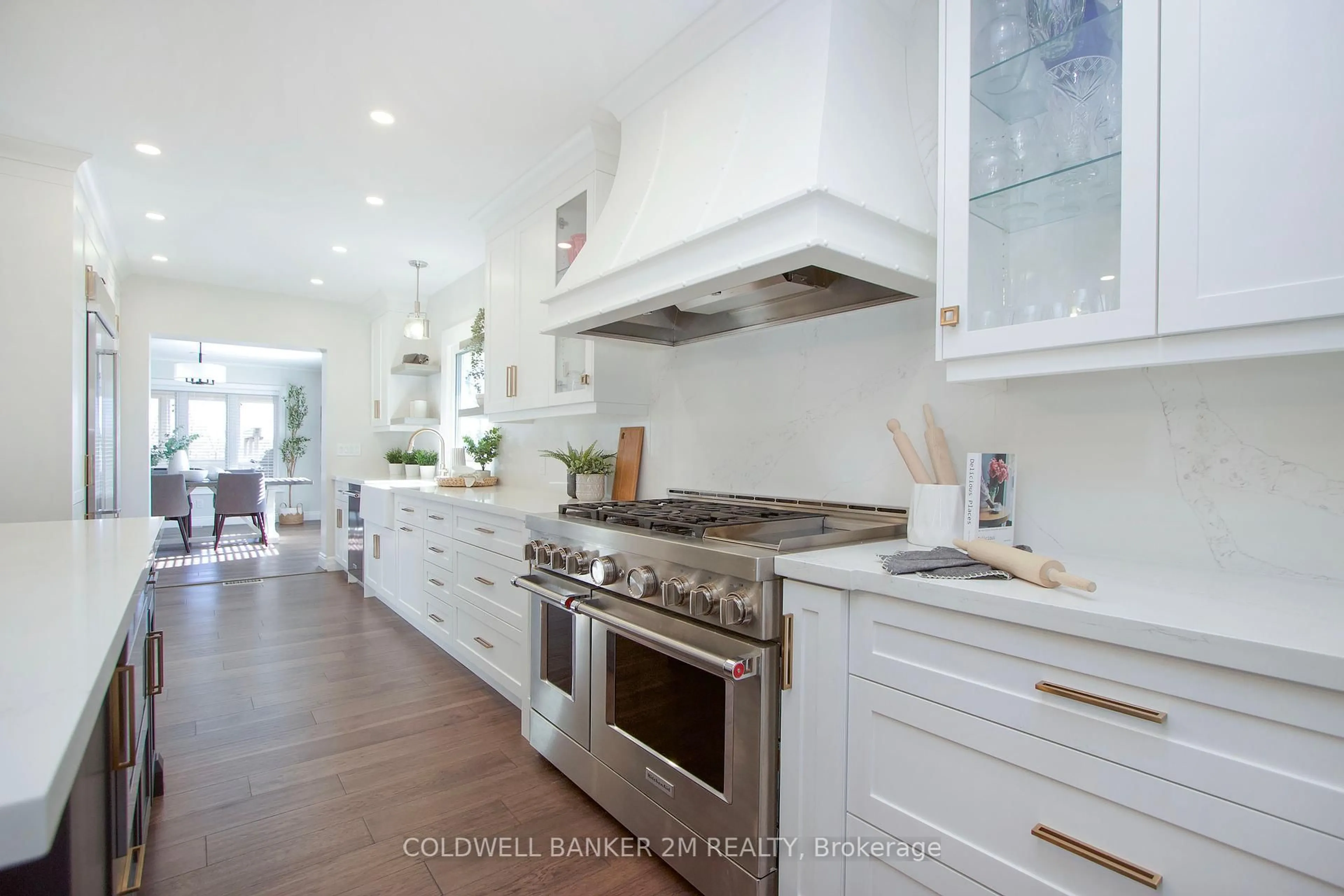 Open concept kitchen, ceramic/tile floor for 37 Bradley Blvd, Clarington Ontario L0B 1J0