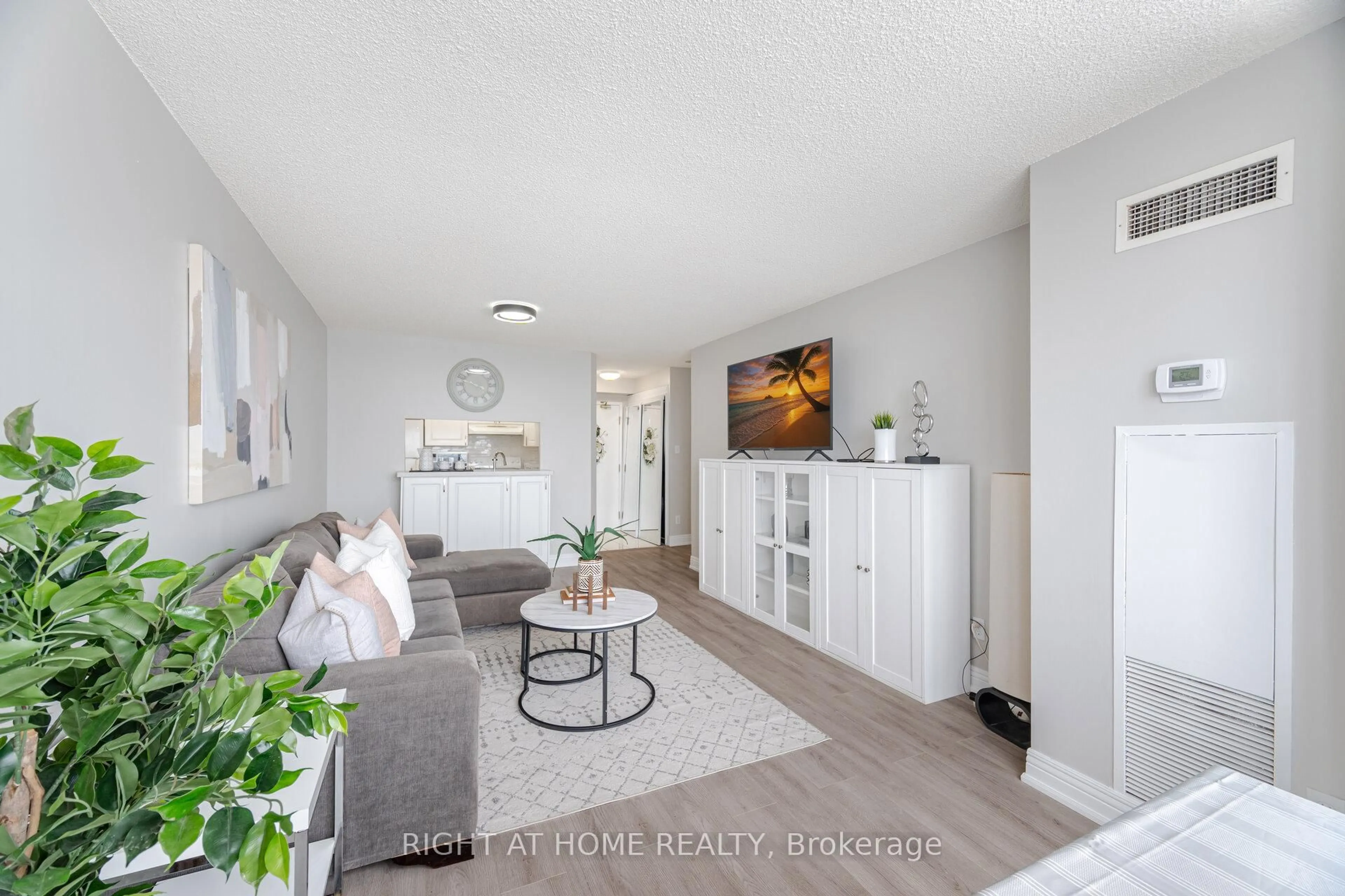 Living room with furniture, unknown for 1470 Midland Ave #807, Toronto Ontario M1P 4Z4
