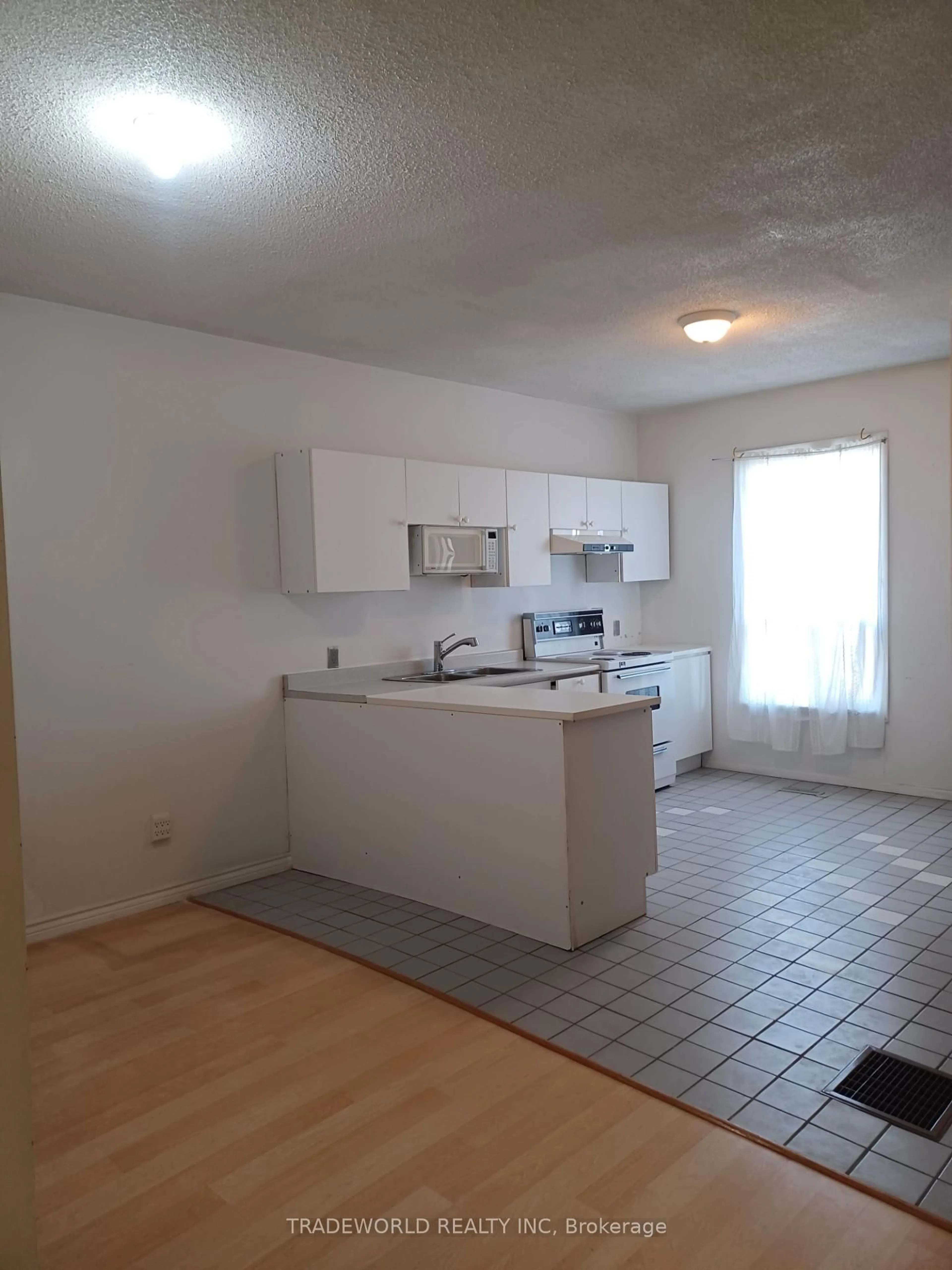 Standard kitchen, unknown for 288 Jones Ave, Toronto Ontario M4M 3A6