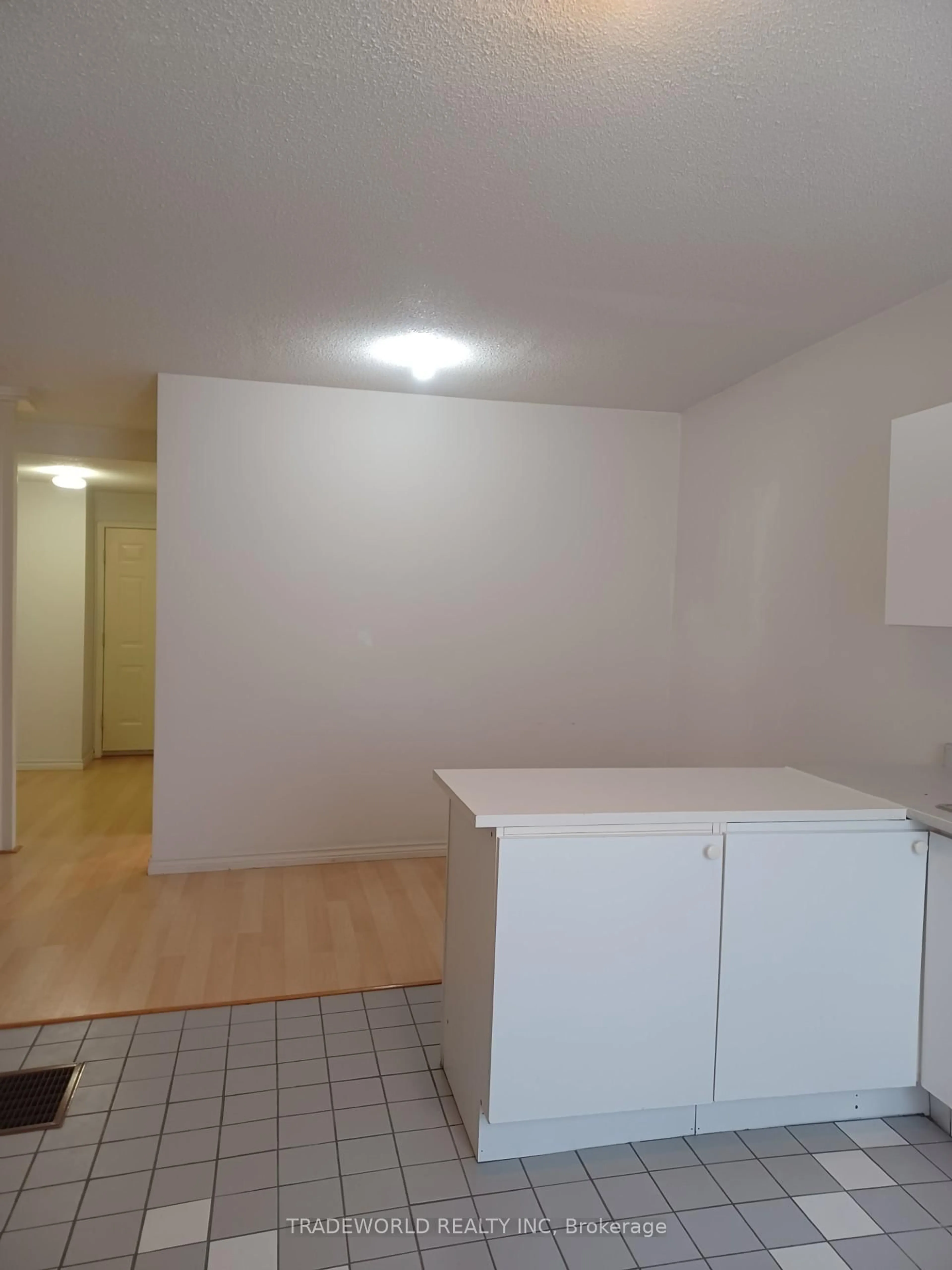 Standard kitchen, unknown for 288 Jones Ave, Toronto Ontario M4M 3A6