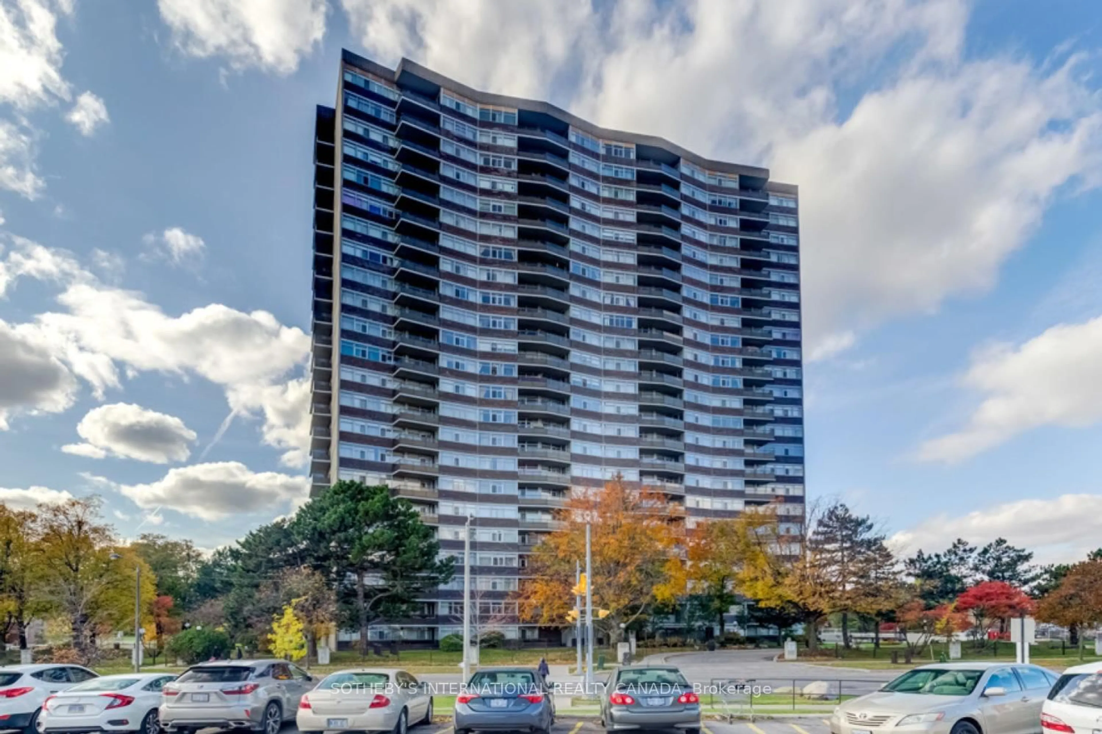 A pic from outside/outdoor area/front of a property/back of a property/a pic from drone, building for 3151 Bridletowne Circ #1104, Toronto Ontario M1W 2T1