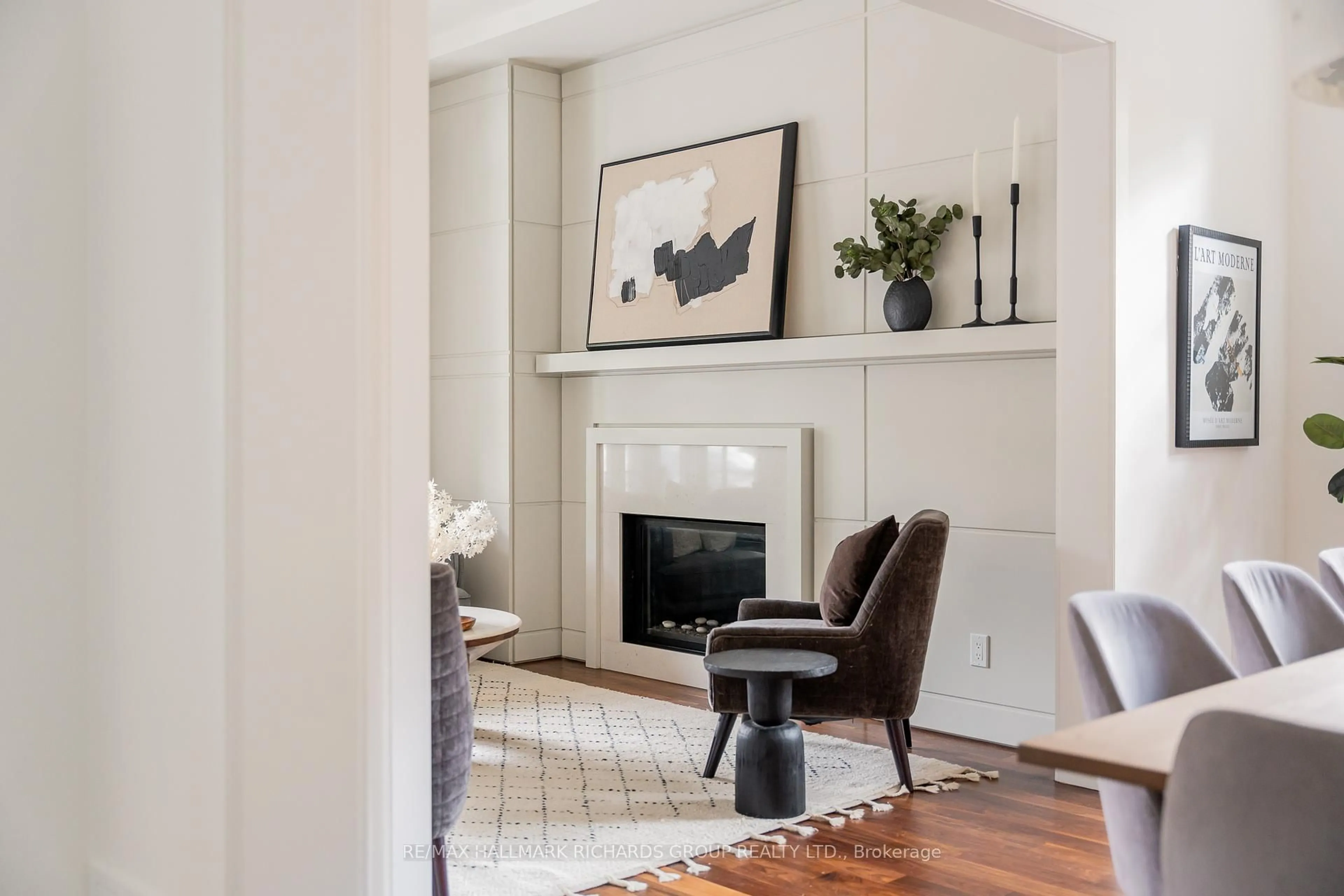 Living room with furniture, ceramic/tile floor for 6 Leonard Circ, Toronto Ontario M4E 2Z7