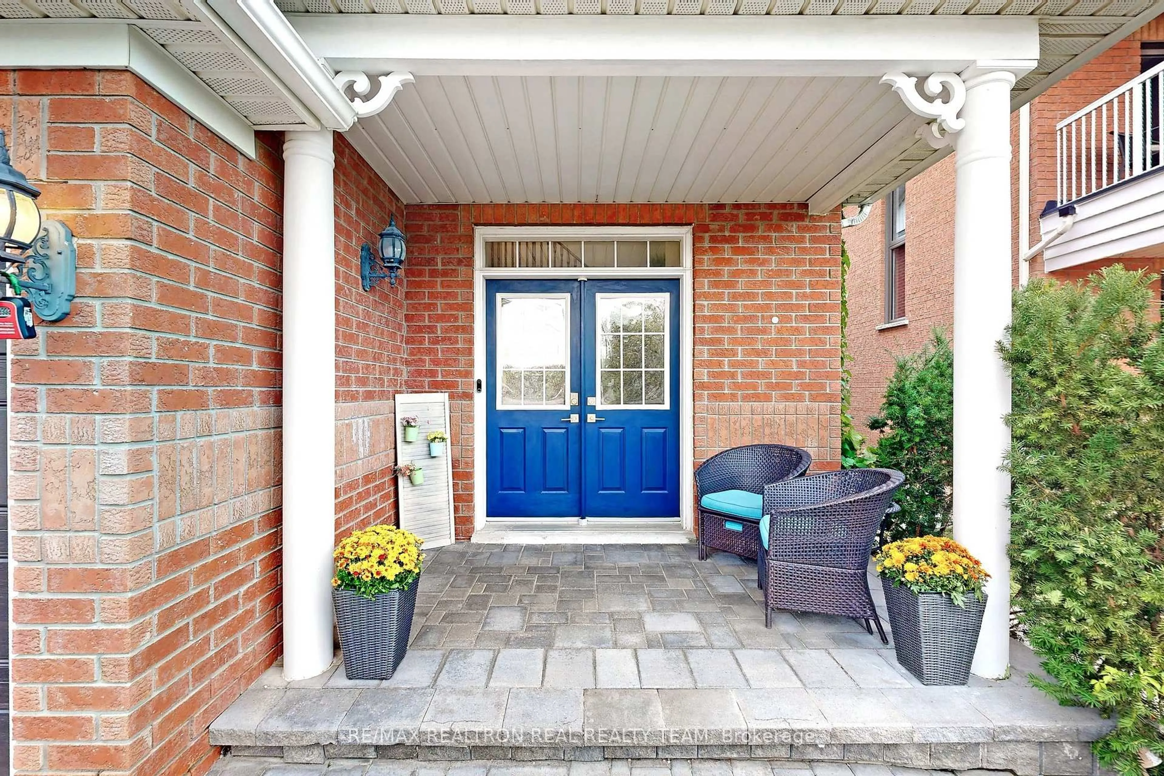 Unknown for 89 Cachet Blvd, Whitby Ontario L1M 2E2