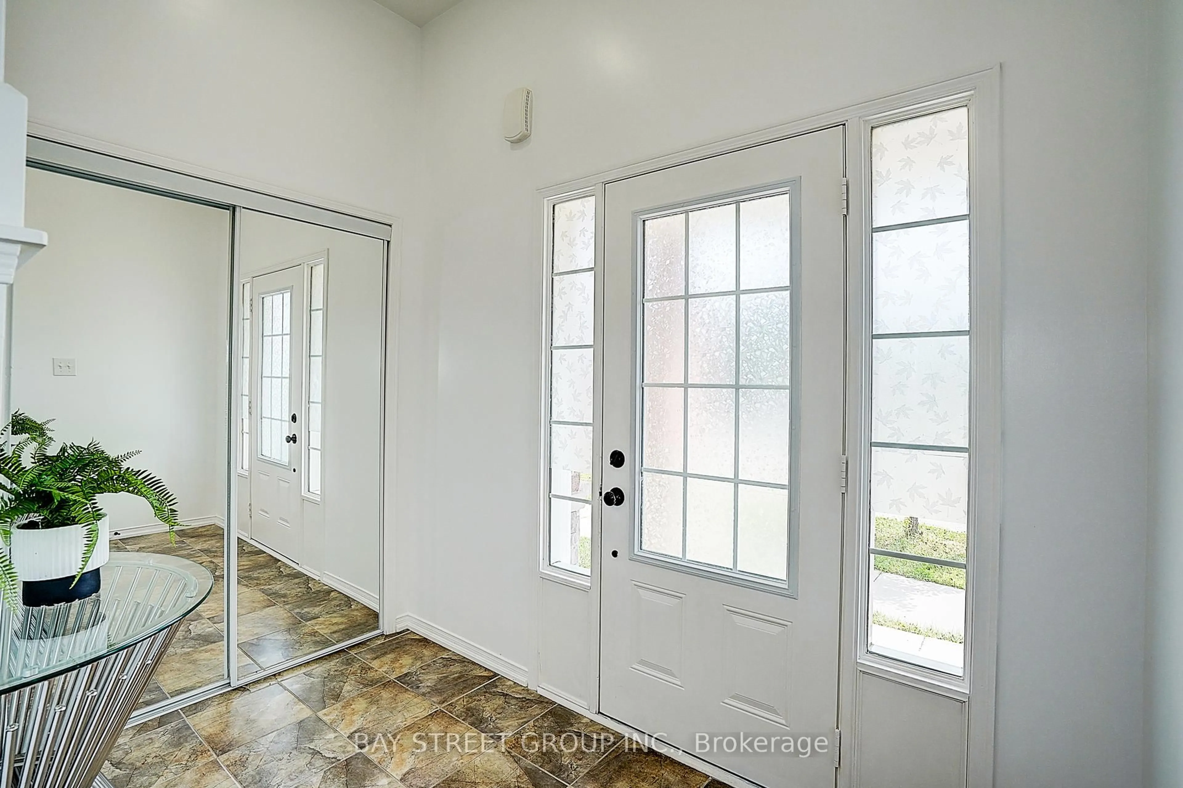 Indoor entryway for 6 Holroyd St, Ajax Ontario L1Z 0R7